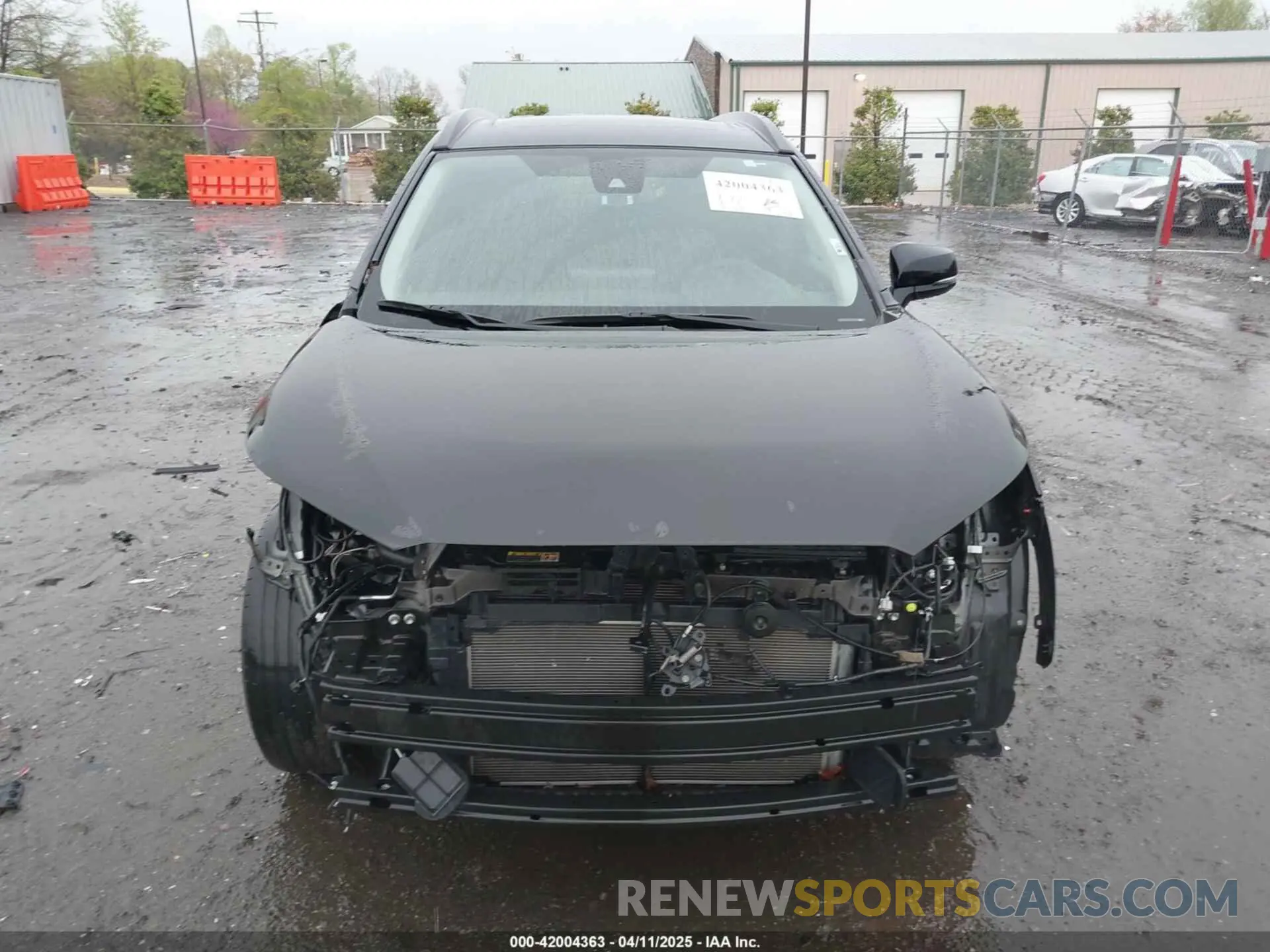 13 fotografías del automóvil dañado 7MUBAABG1NV024095 TOYOTA COROLLA CROSS 2022