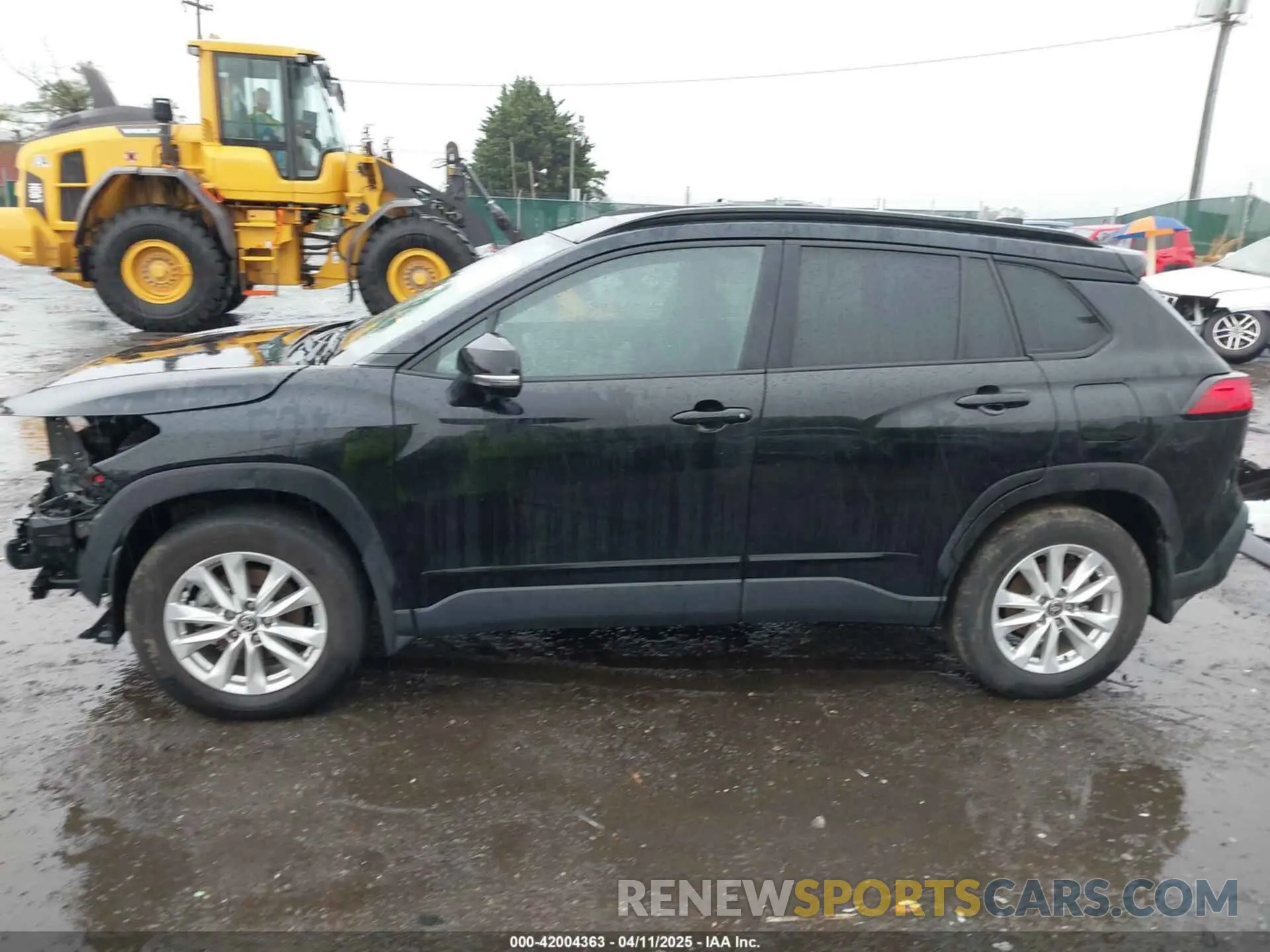 15 fotografías del automóvil dañado 7MUBAABG1NV024095 TOYOTA COROLLA CROSS 2022