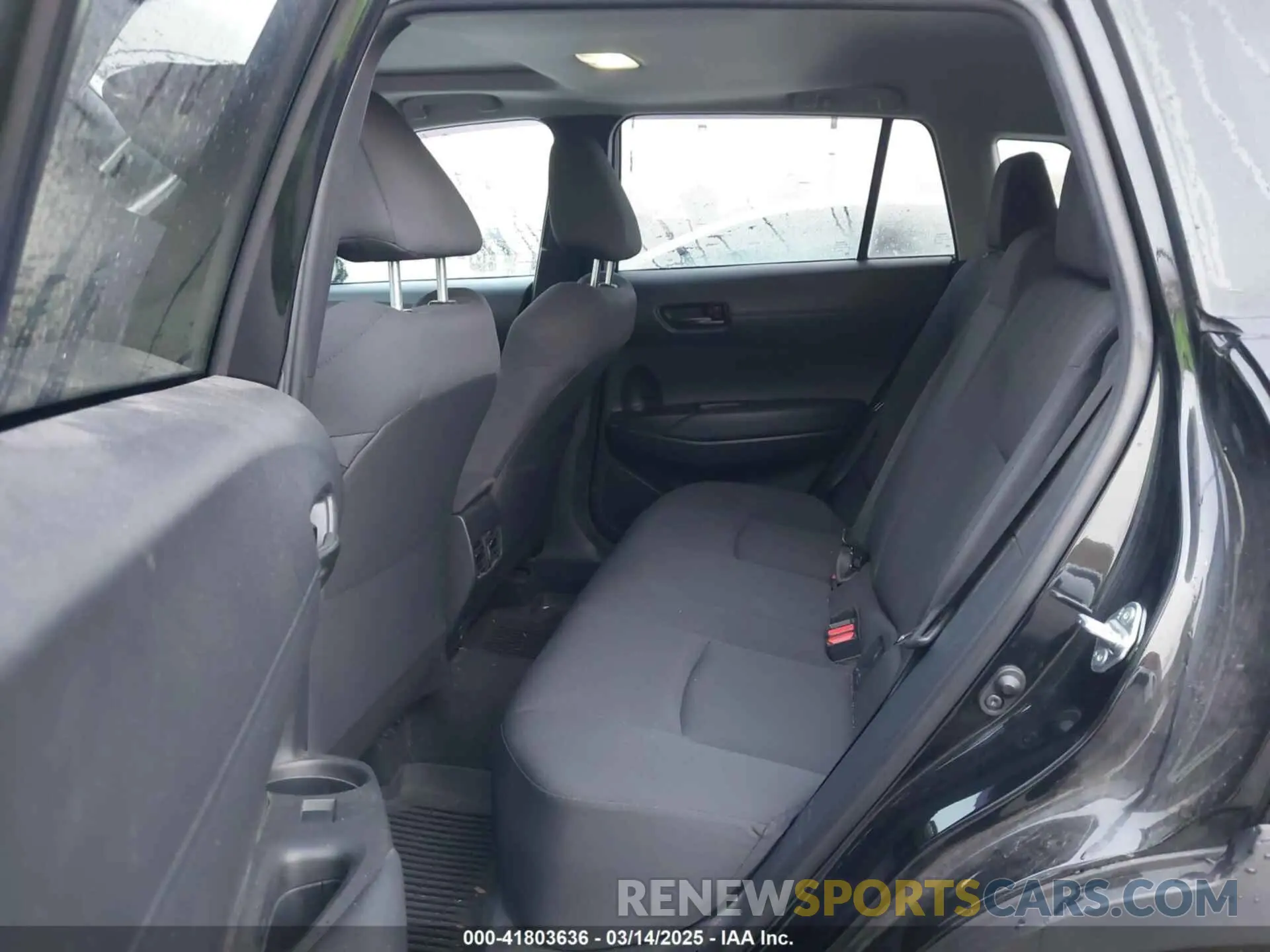 8 fotografías del automóvil dañado 7MUBAABG2NV007483 TOYOTA COROLLA CROSS 2022