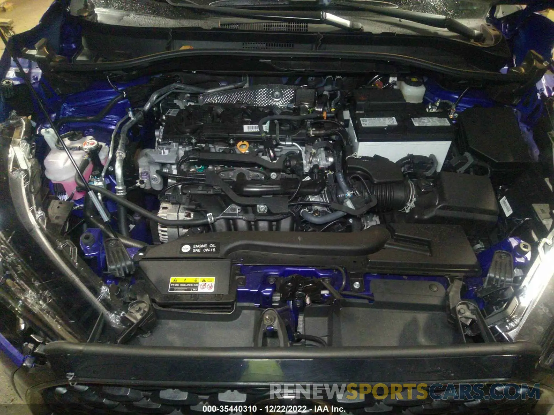 10 fotografías del automóvil dañado 7MUBAABG2NV027684 TOYOTA COROLLA CROSS 2022