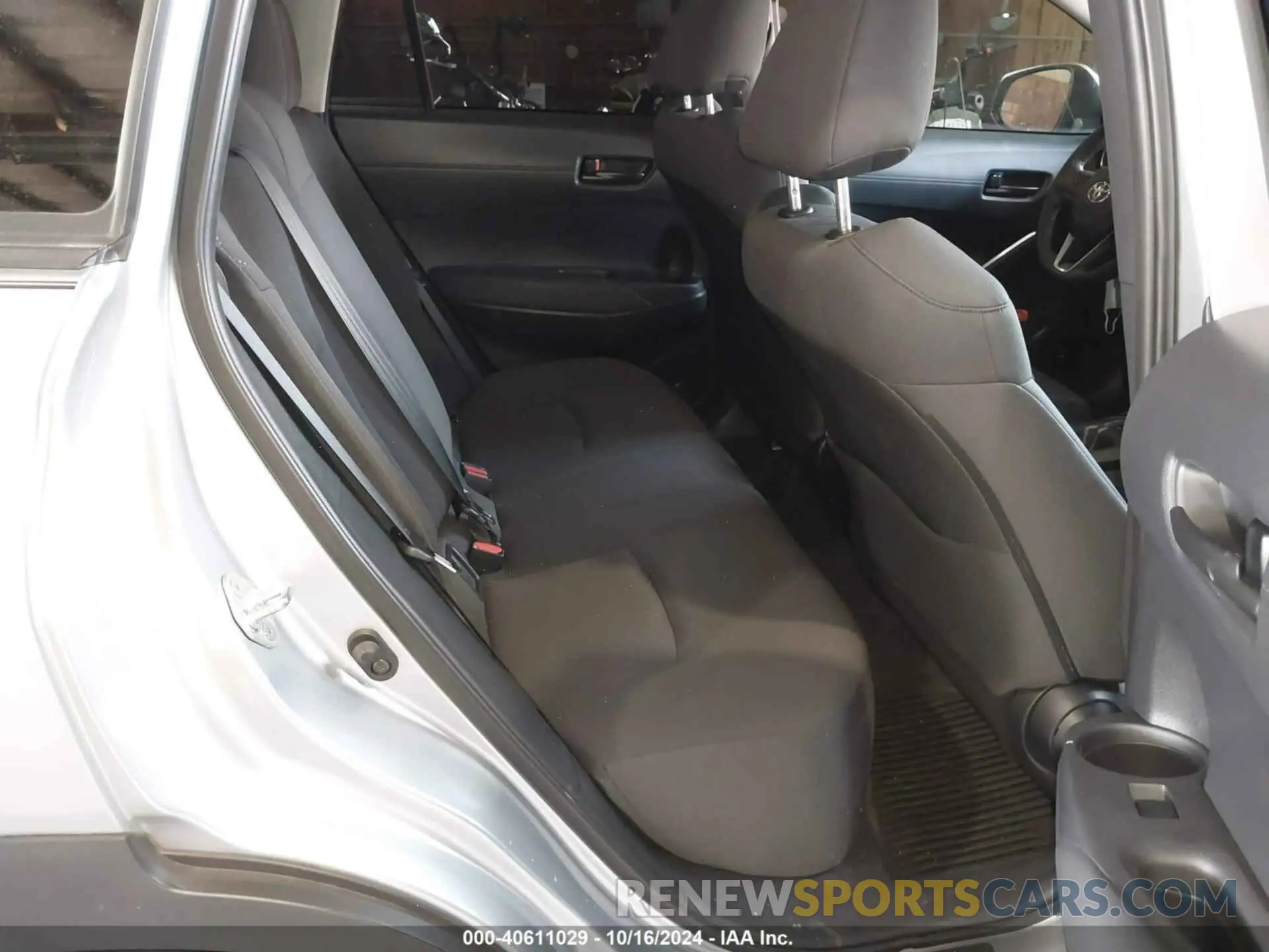 8 fotografías del automóvil dañado 7MUBAABG5NV001161 TOYOTA COROLLA CROSS 2022