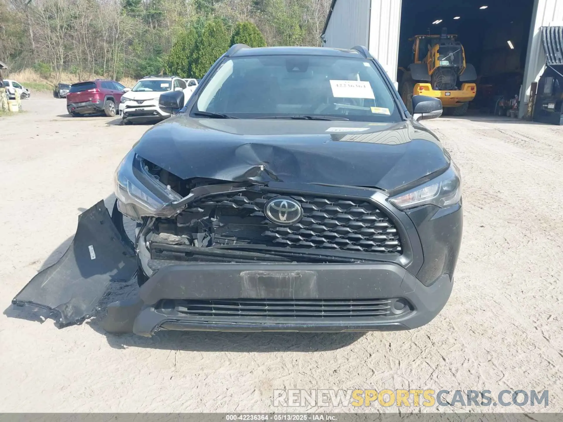 12 fotografías del automóvil dañado 7MUBAABG7NV016082 TOYOTA COROLLA CROSS 2022