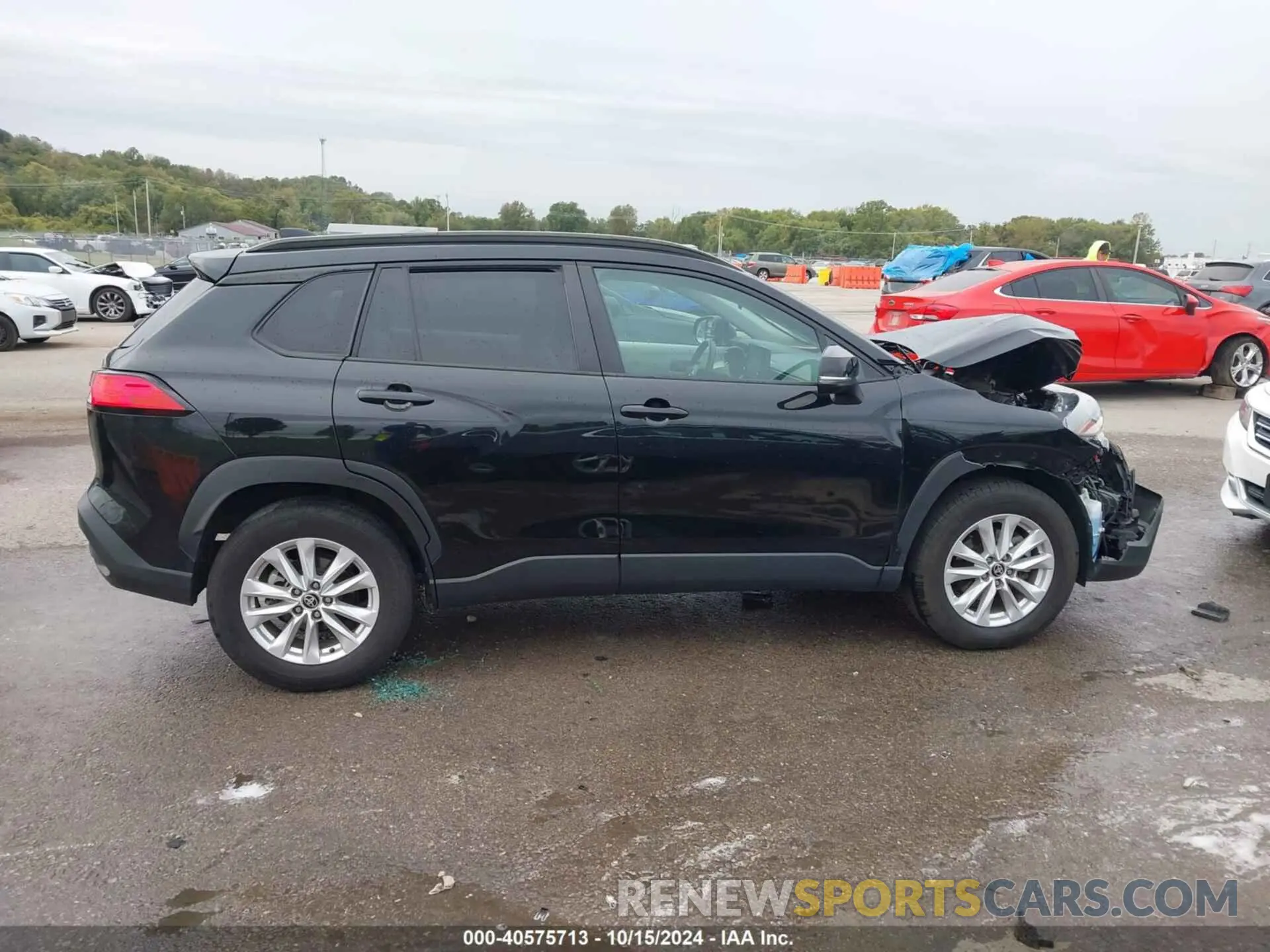 14 fotografías del automóvil dañado 7MUCAAAG2NV014939 TOYOTA COROLLA CROSS 2022