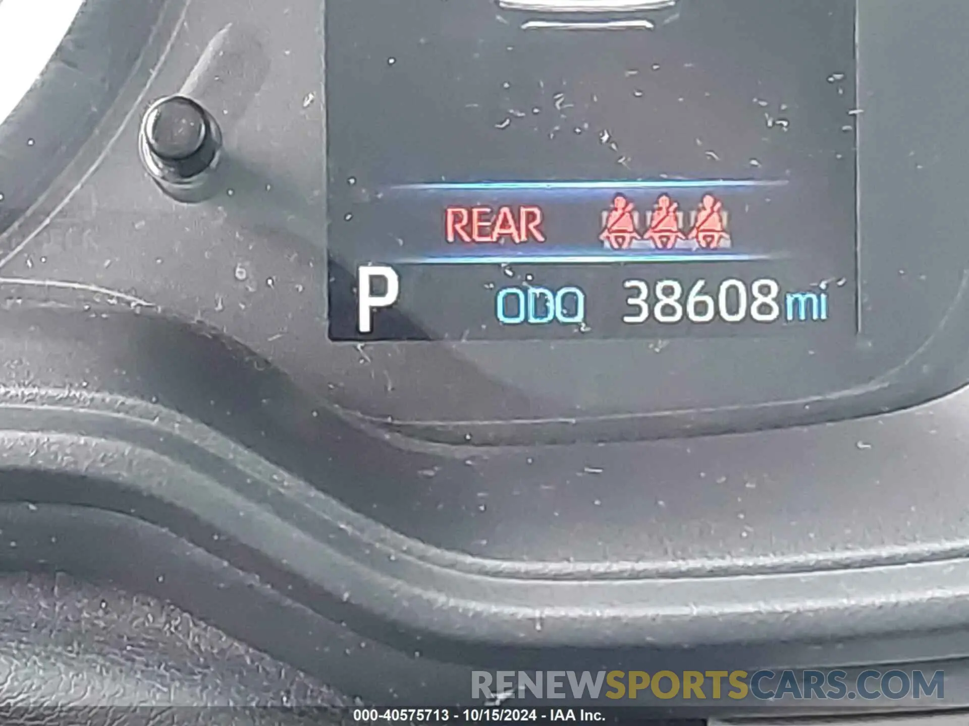 16 fotografías del automóvil dañado 7MUCAAAG2NV014939 TOYOTA COROLLA CROSS 2022