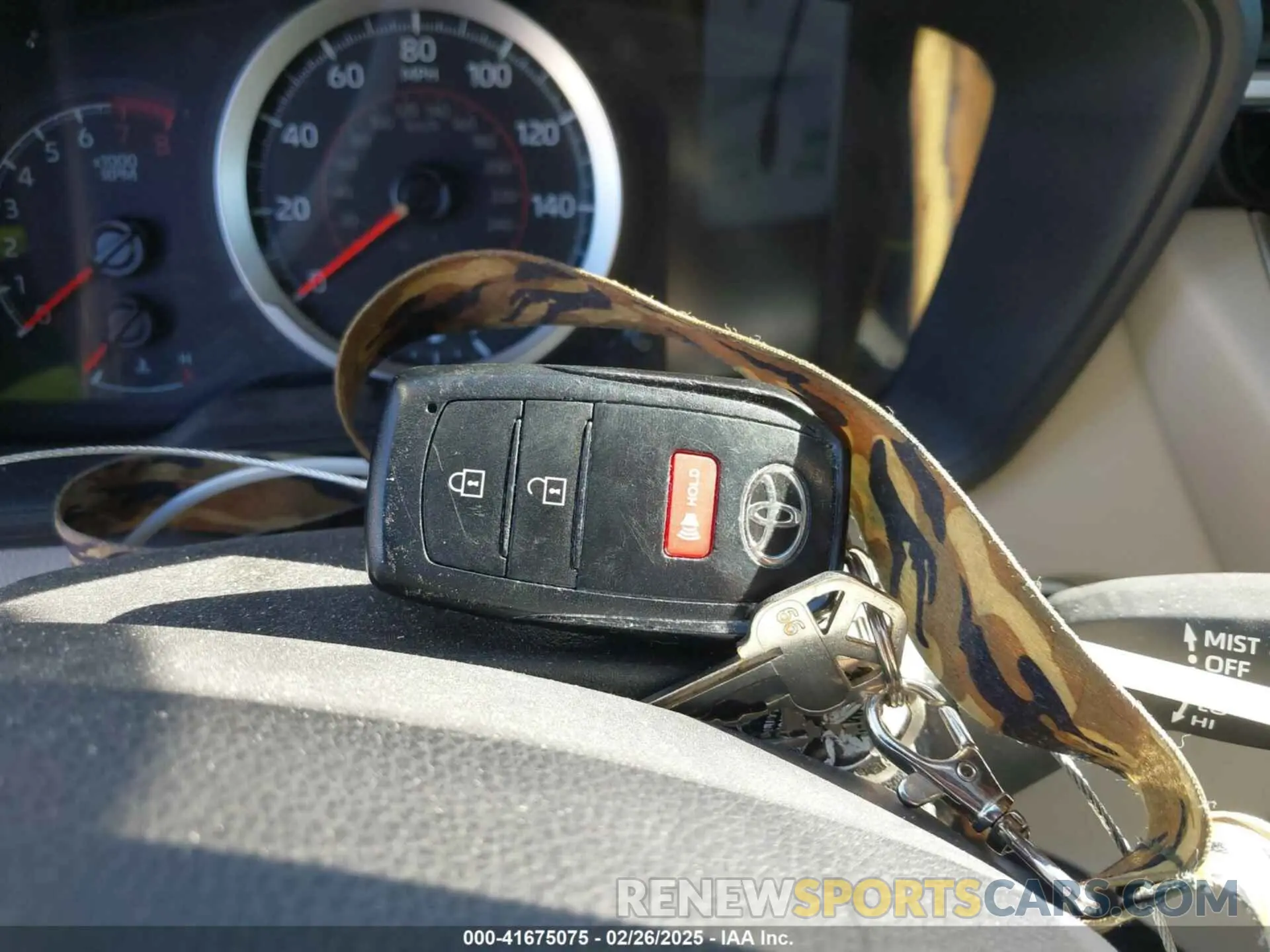 11 fotografías del automóvil dañado 7MUCAAAG4NV021844 TOYOTA COROLLA CROSS 2022