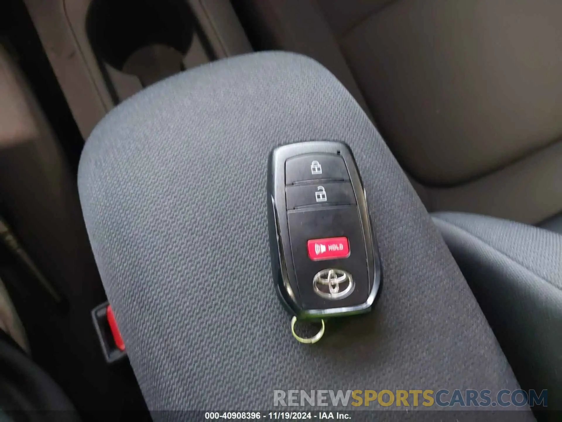 11 fotografías del automóvil dañado 7MUCAAAG5NV015227 TOYOTA COROLLA CROSS 2022