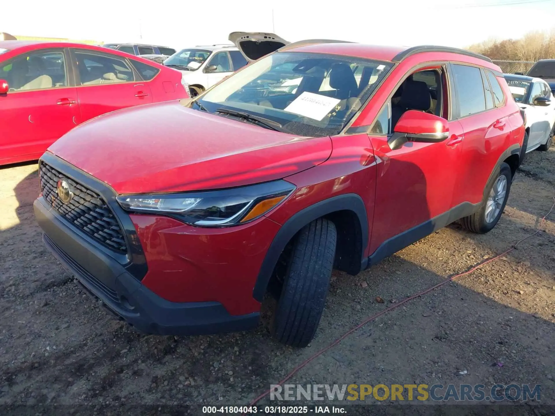 2 fotografías del automóvil dañado 7MUCAAAG7NV002754 TOYOTA COROLLA CROSS 2022