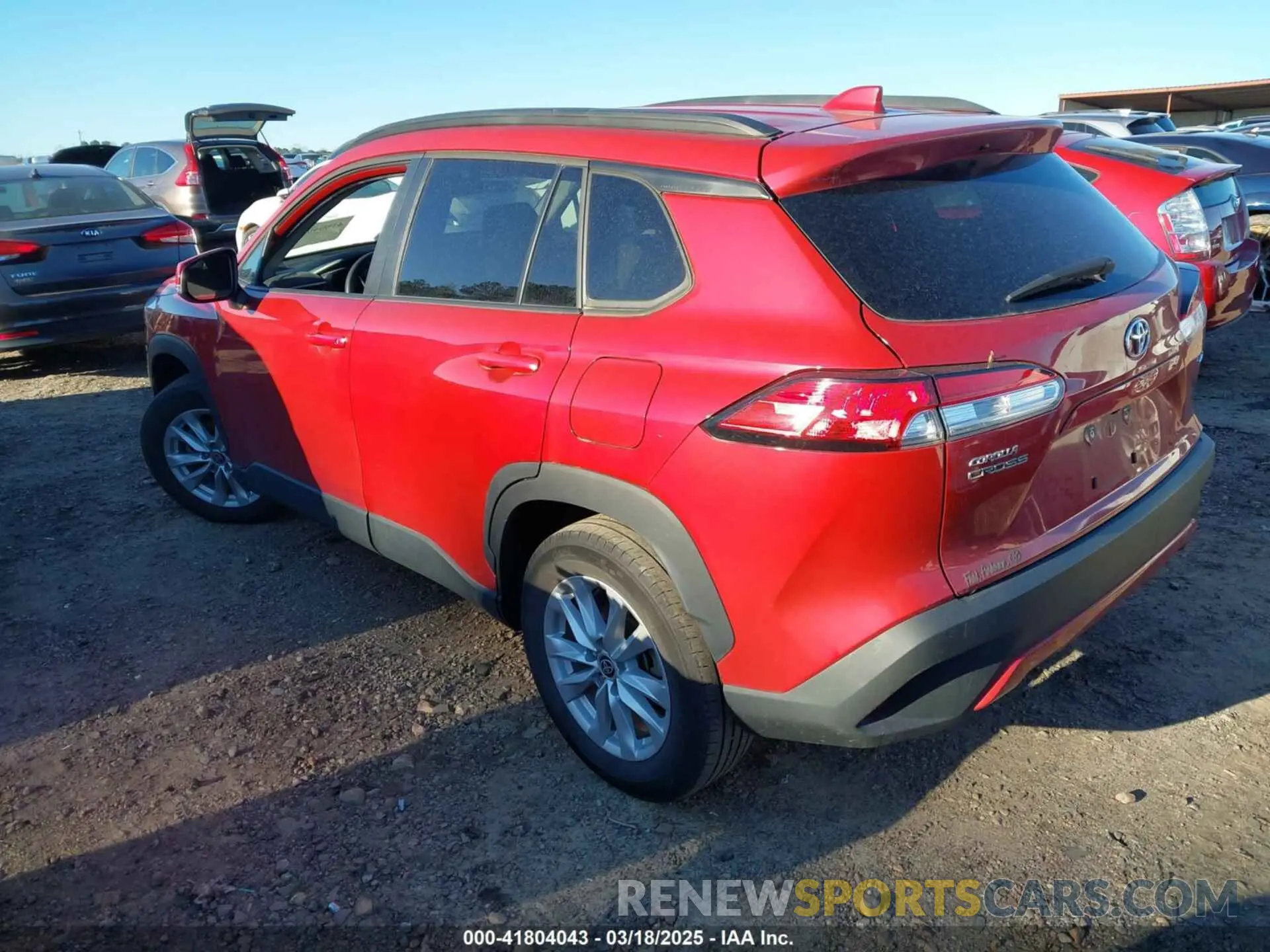 3 fotografías del automóvil dañado 7MUCAAAG7NV002754 TOYOTA COROLLA CROSS 2022