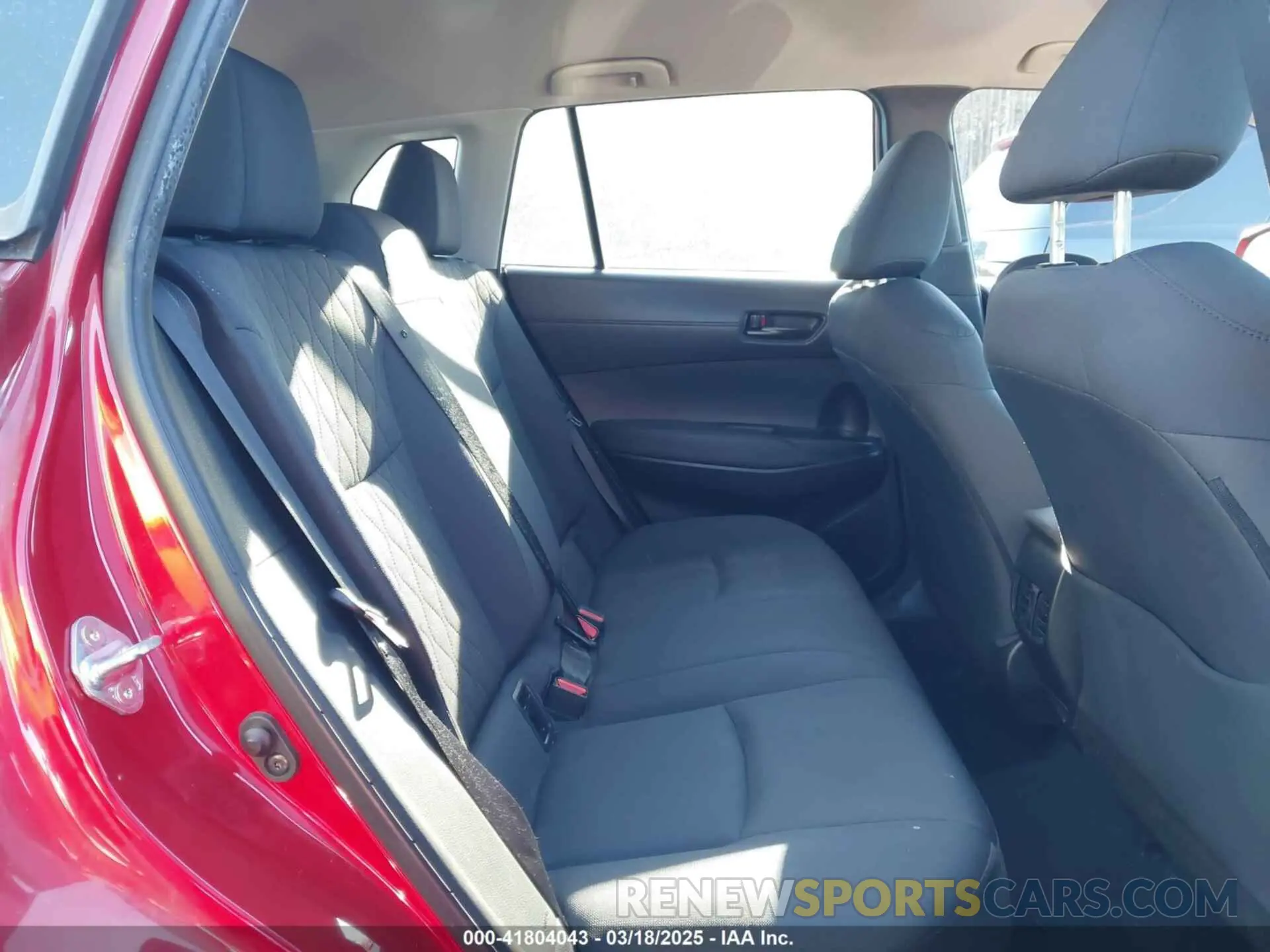 8 fotografías del automóvil dañado 7MUCAAAG7NV002754 TOYOTA COROLLA CROSS 2022