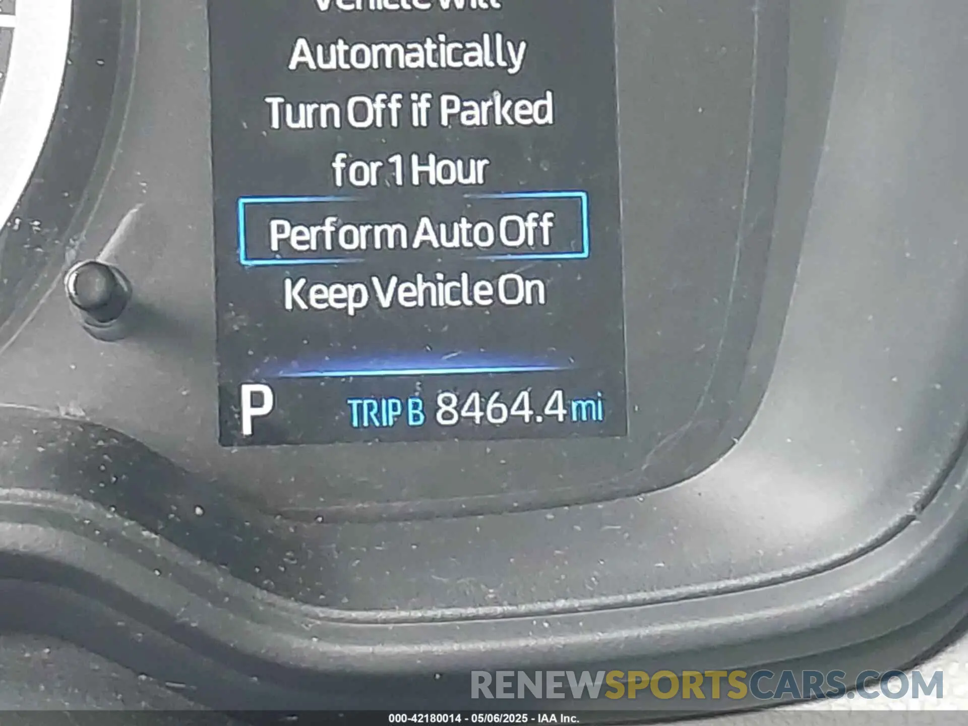 15 fotografías del automóvil dañado 7MUCAAAG8NV032815 TOYOTA COROLLA CROSS 2022