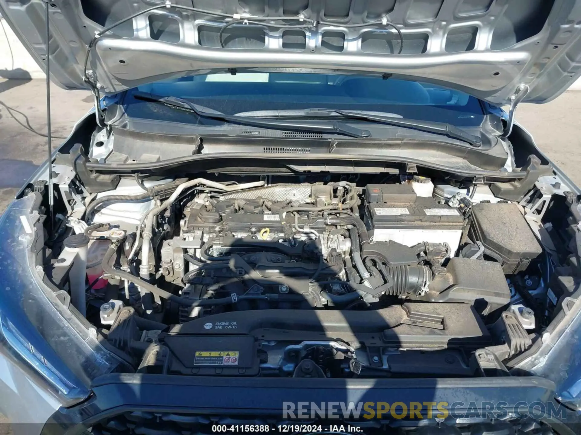 10 fotografías del automóvil dañado 7MUCAAAG8NV036573 TOYOTA COROLLA CROSS 2022