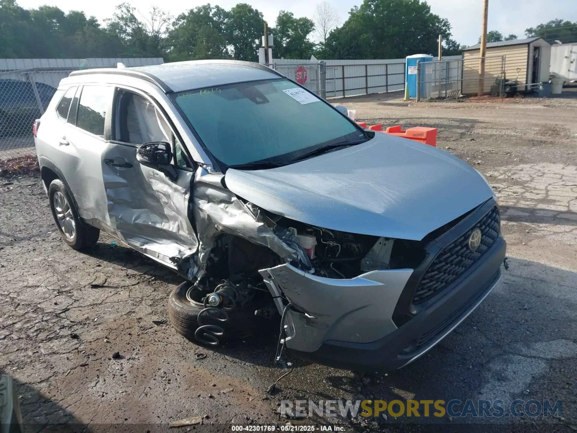 1 fotografías del automóvil dañado 7MUCAAAG9NV005915 TOYOTA COROLLA CROSS 2022