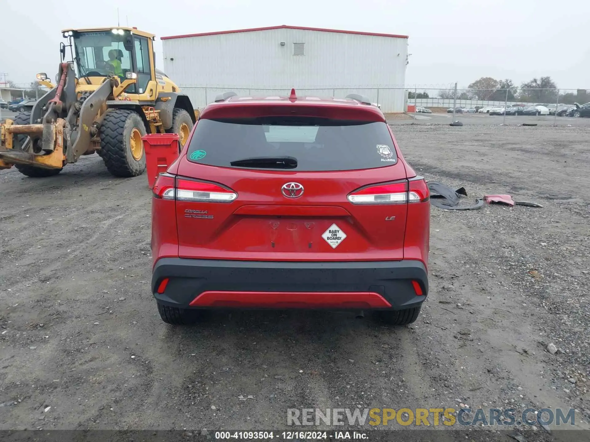 17 fotografías del automóvil dañado 7MUCAAAGXNV017104 TOYOTA COROLLA CROSS 2022