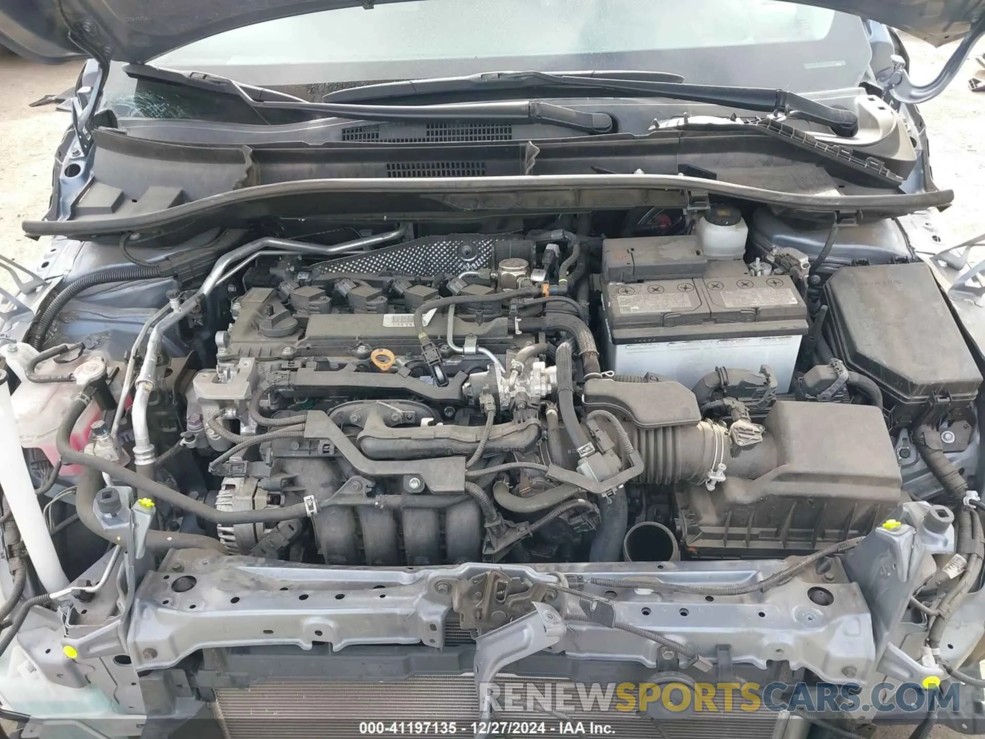 10 fotografías del automóvil dañado 7MUCAABG0NV012640 TOYOTA COROLLA CROSS 2022