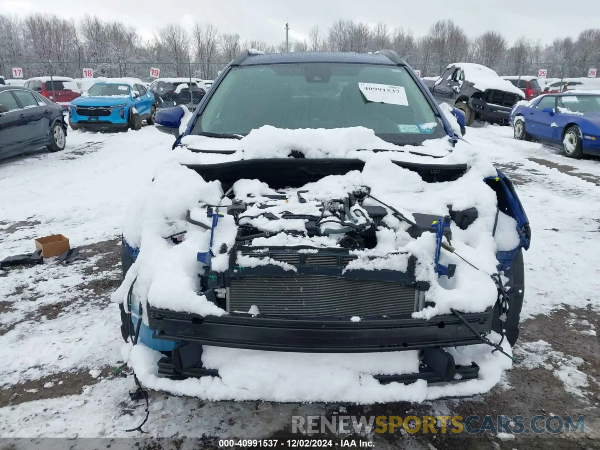 13 fotografías del automóvil dañado 7MUCAABG1NV017071 TOYOTA COROLLA CROSS 2022