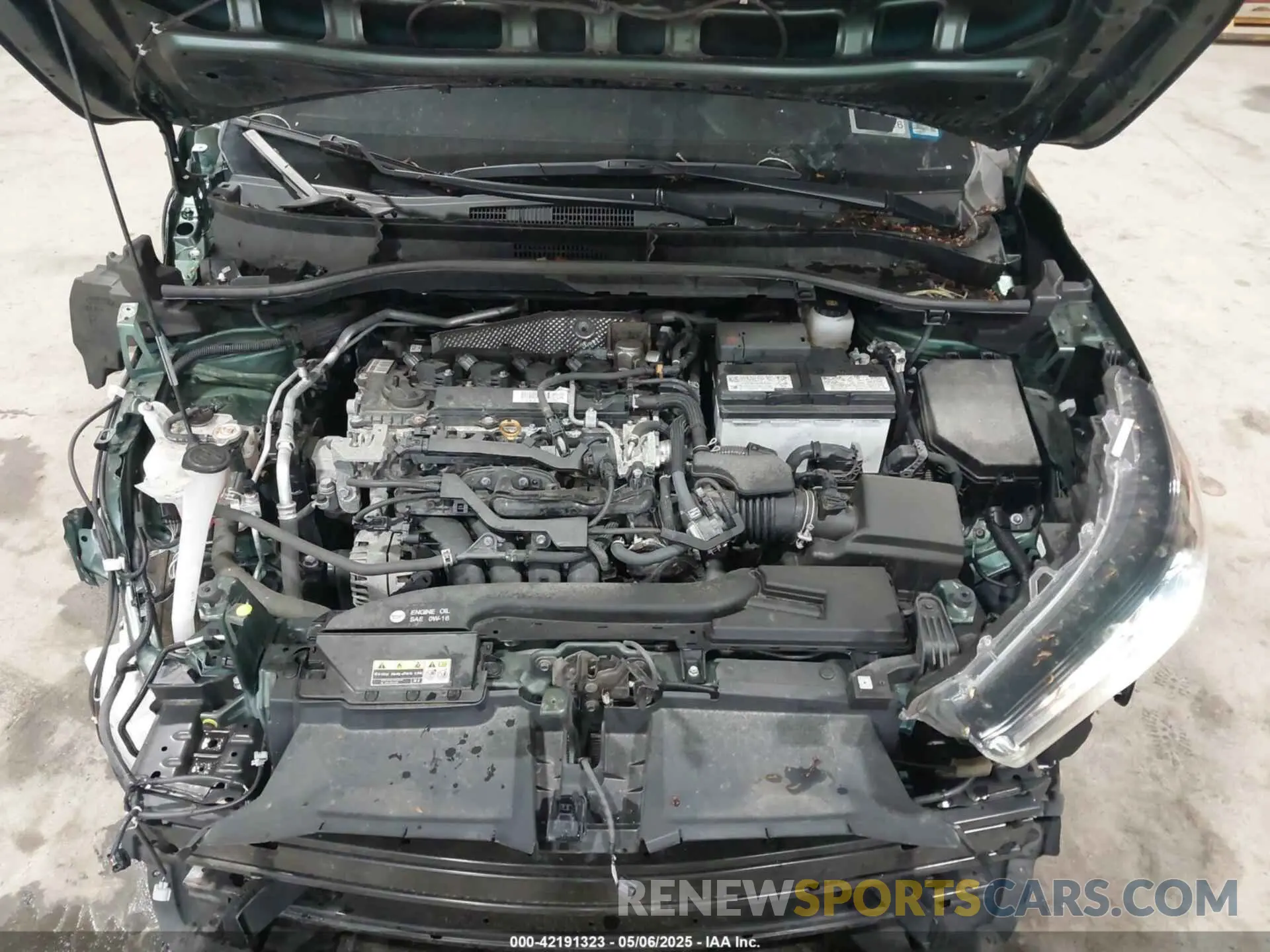 10 fotografías del automóvil dañado 7MUCAABG2NV038656 TOYOTA COROLLA CROSS 2022