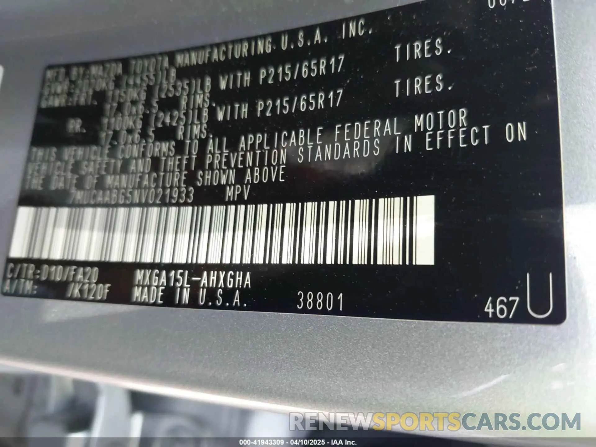 9 fotografías del automóvil dañado 7MUCAABG5NV021933 TOYOTA COROLLA CROSS 2022