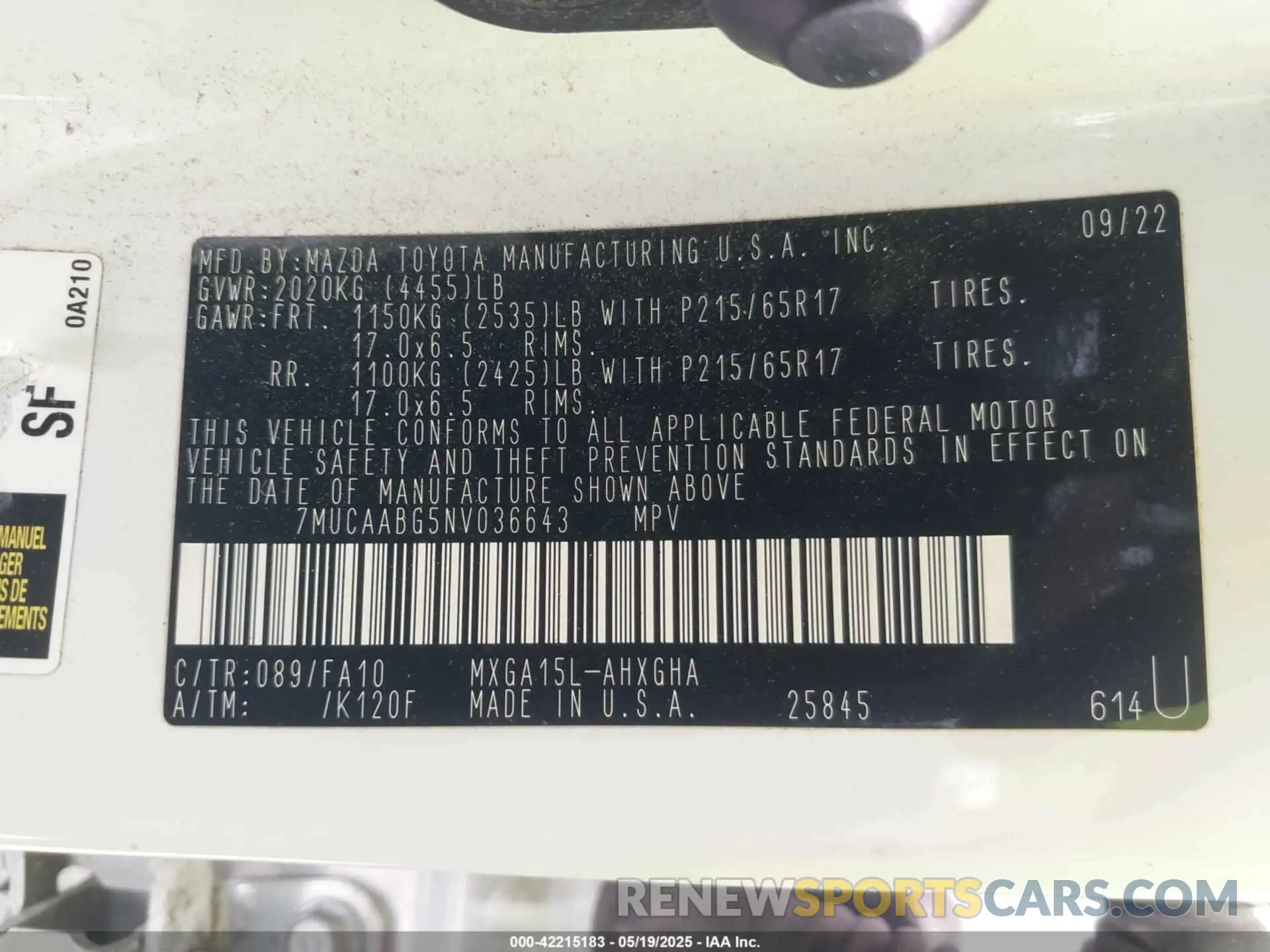 9 fotografías del automóvil dañado 7MUCAABG5NV036643 TOYOTA COROLLA CROSS 2022