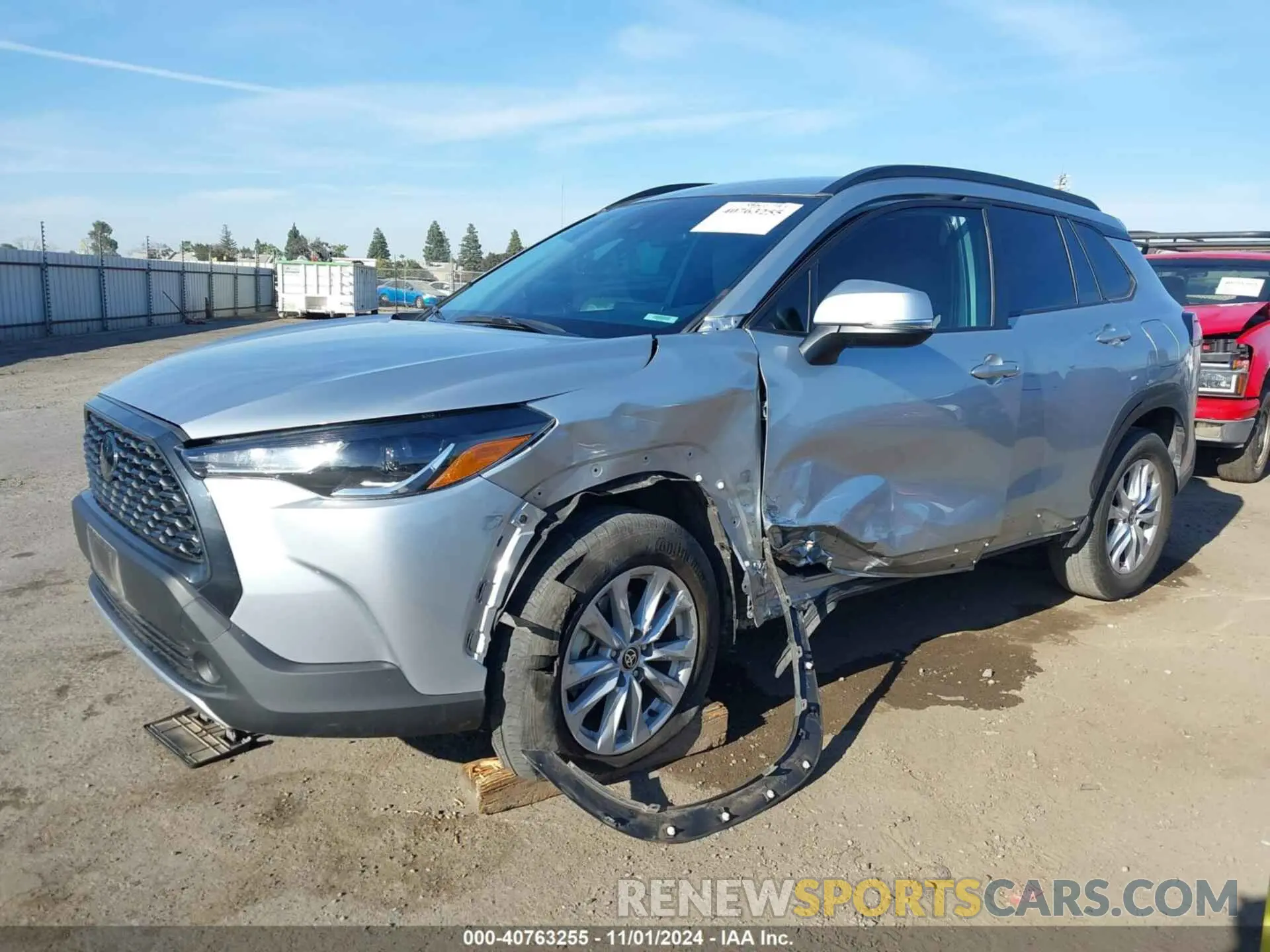 14 fotografías del automóvil dañado 7MUCAABG6NV003635 TOYOTA COROLLA CROSS 2022