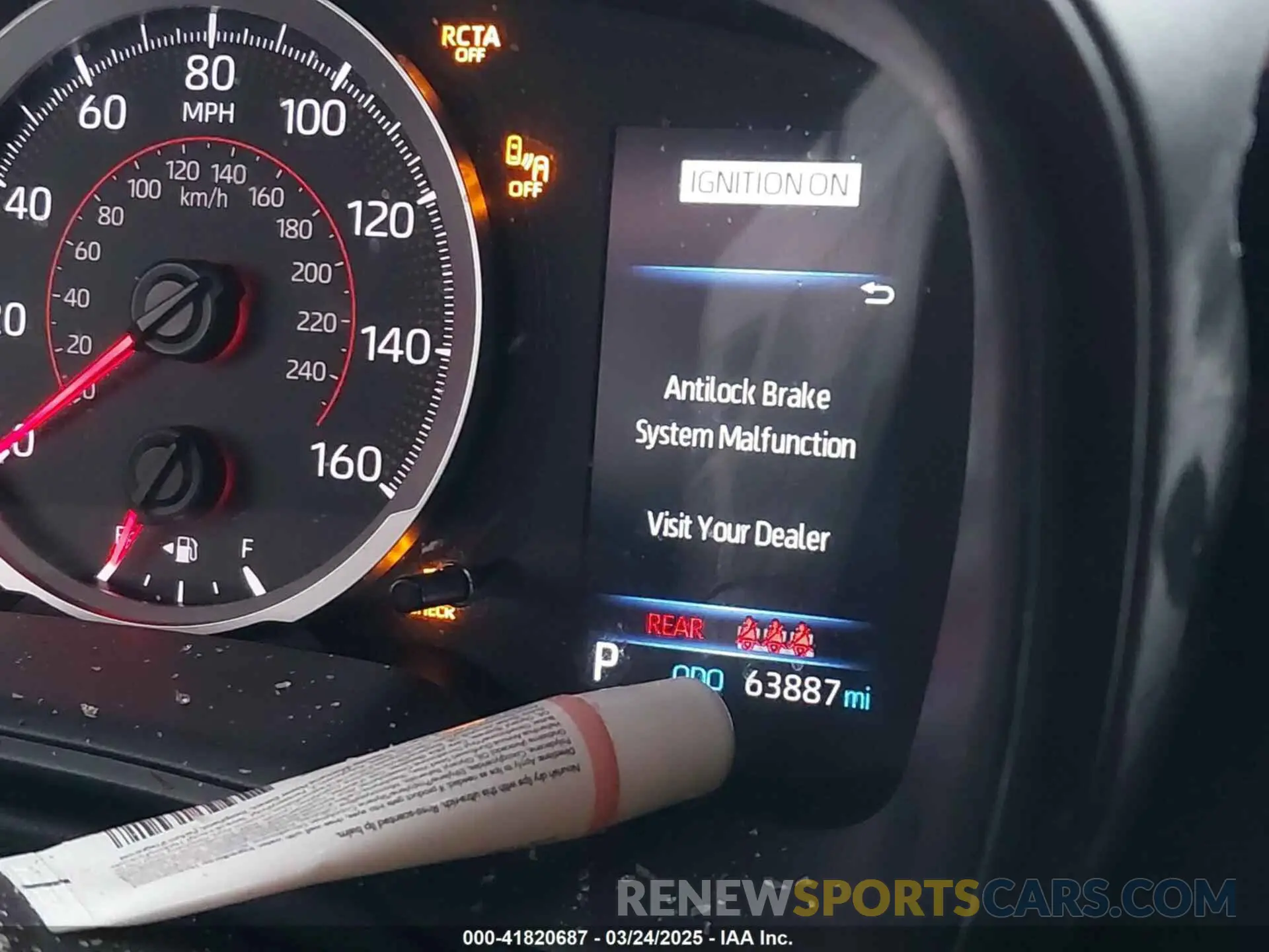 14 fotografías del automóvil dañado 7MUCAABG8NV030299 TOYOTA COROLLA CROSS 2022