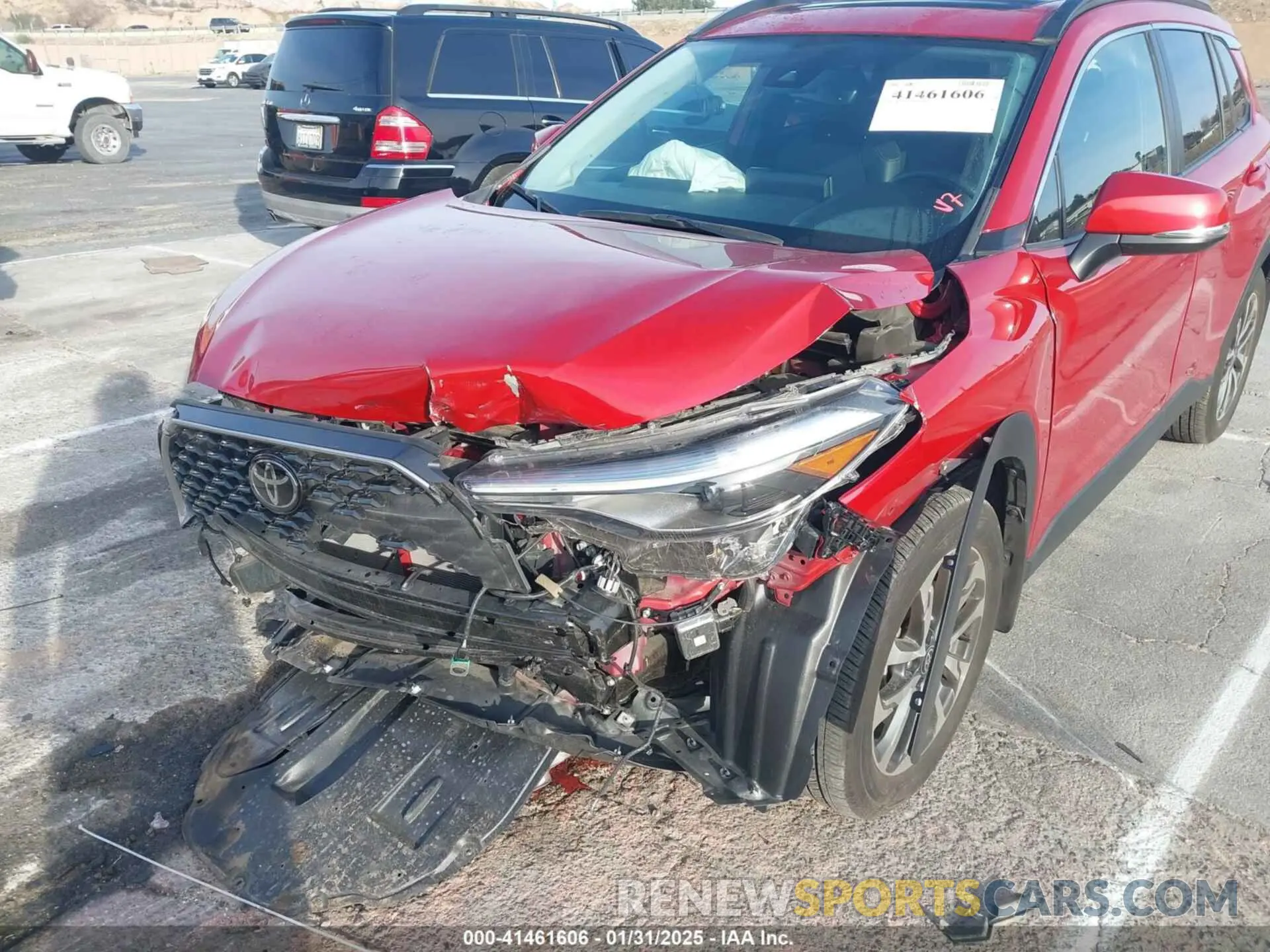 6 fotografías del automóvil dañado 7MUDAAAG0NV037107 TOYOTA COROLLA CROSS 2022