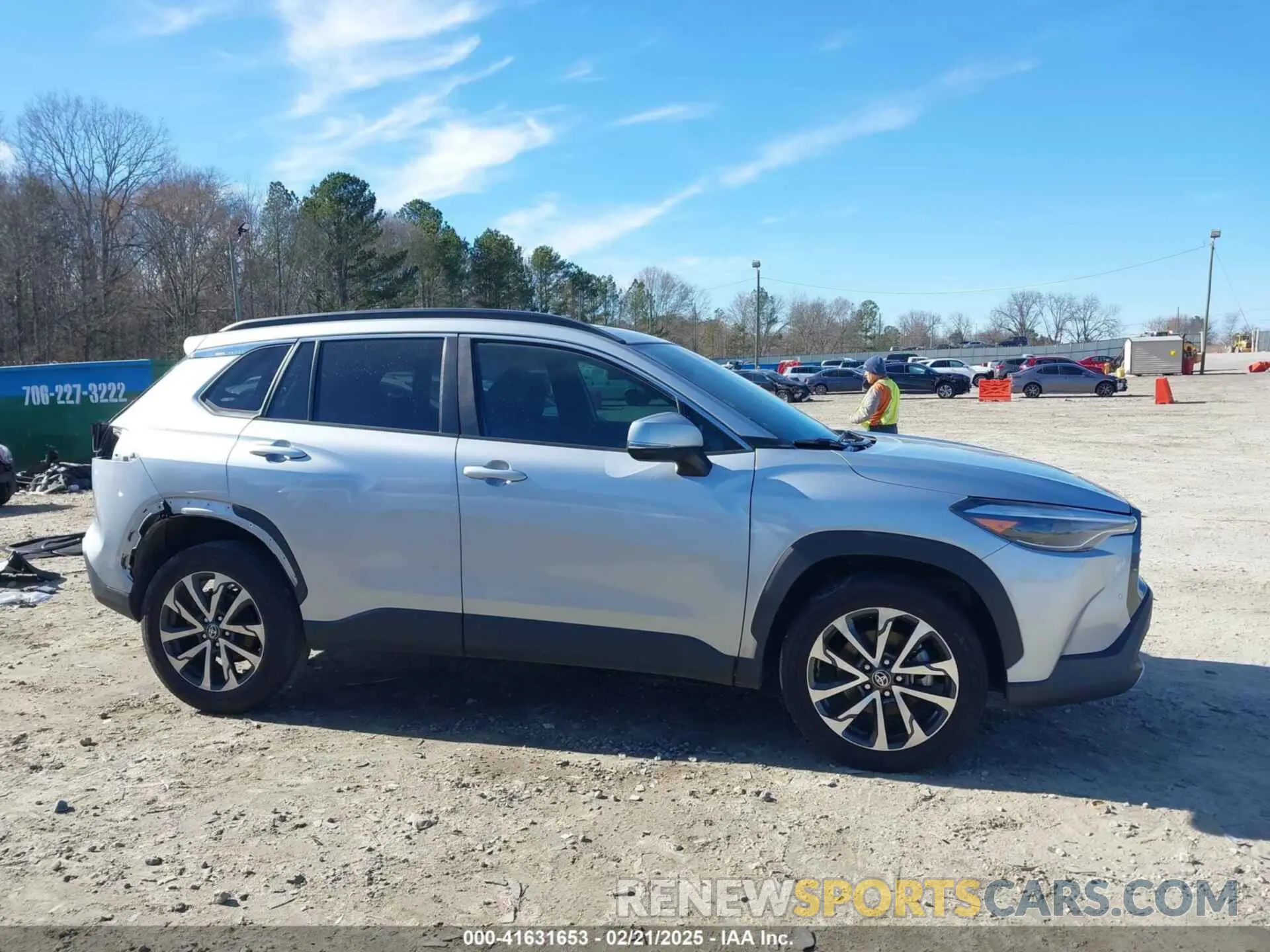 14 fotografías del automóvil dañado 7MUDAAAG4NV004482 TOYOTA COROLLA CROSS 2022