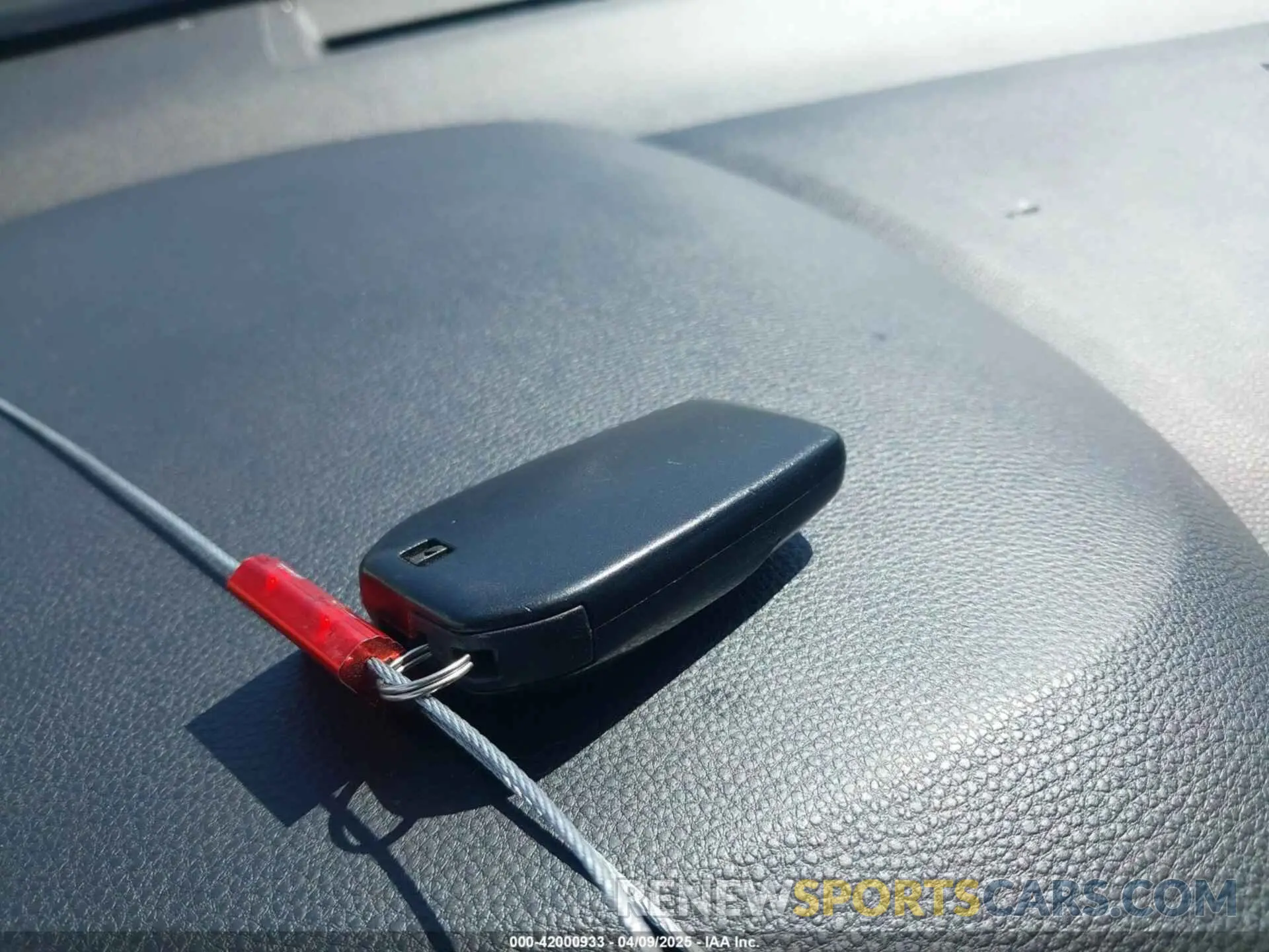 11 fotografías del automóvil dañado 7MUDAAAG9NV019320 TOYOTA COROLLA CROSS 2022