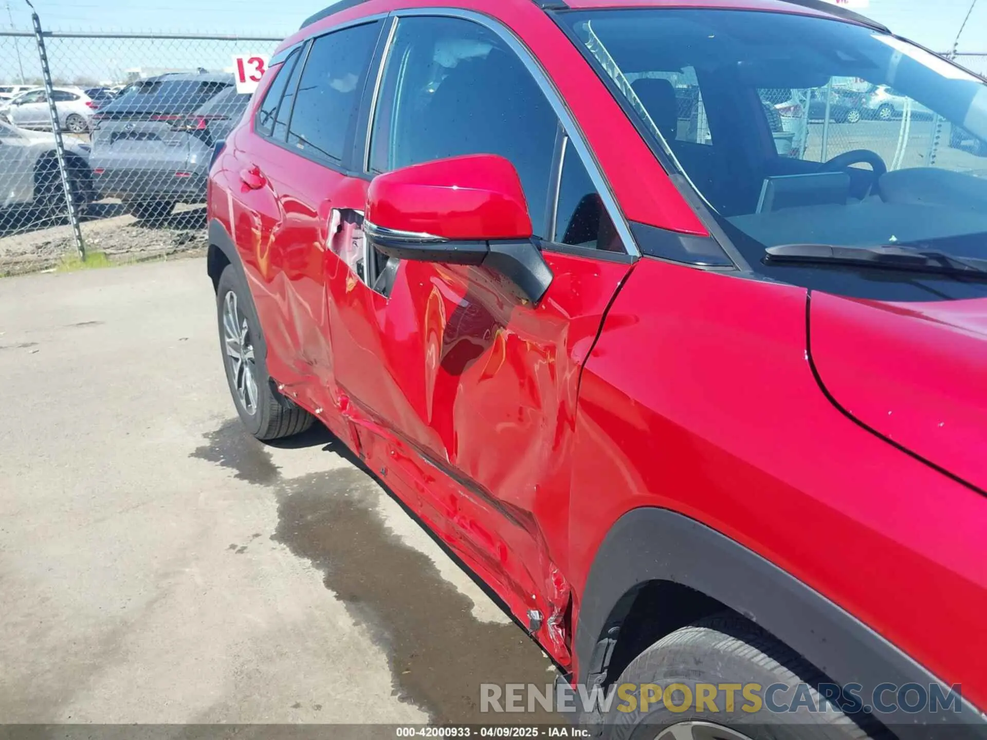 6 fotografías del automóvil dañado 7MUDAAAG9NV019320 TOYOTA COROLLA CROSS 2022