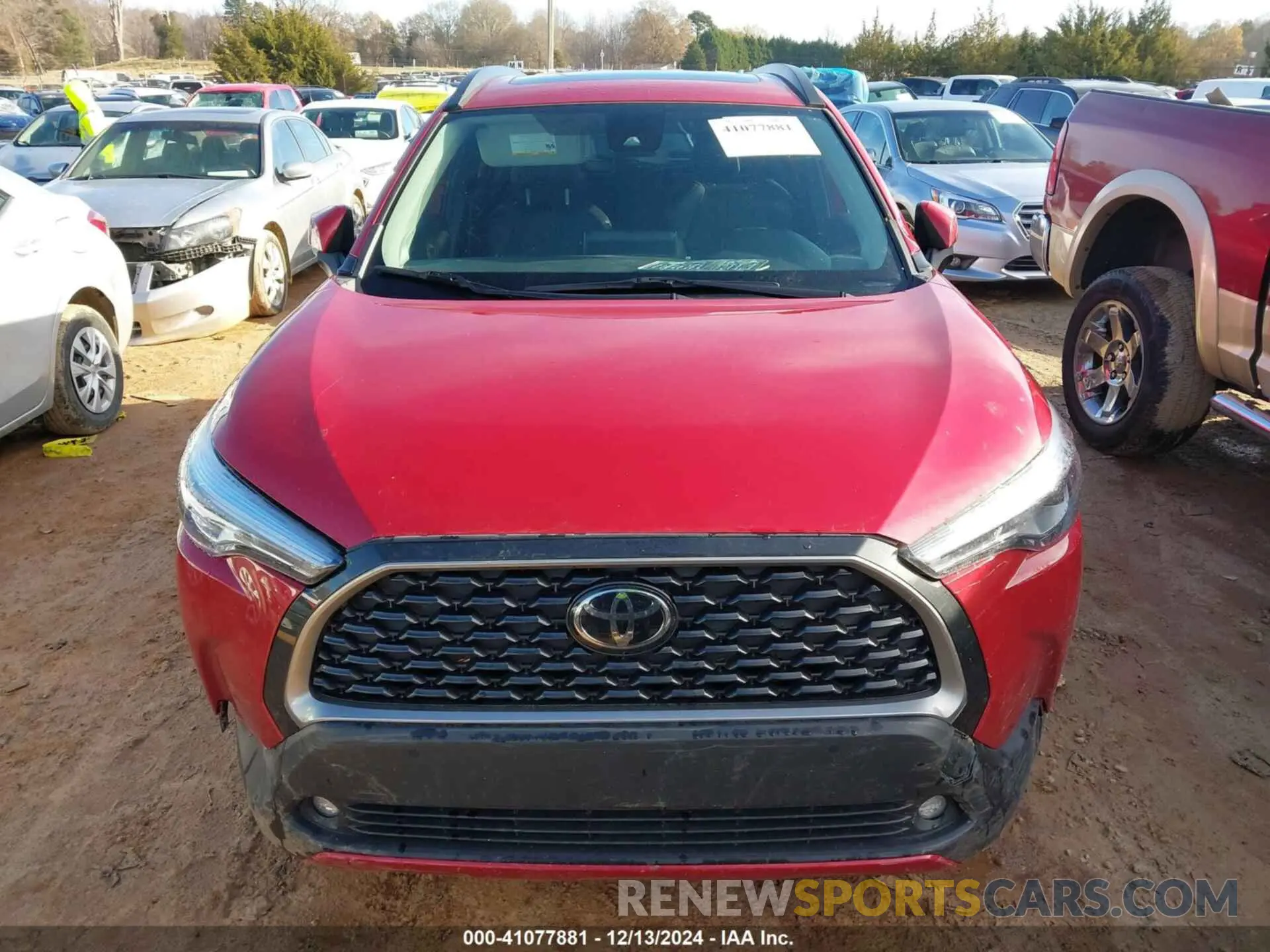 12 fotografías del automóvil dañado 7MUDAABG9NV012804 TOYOTA COROLLA CROSS 2022