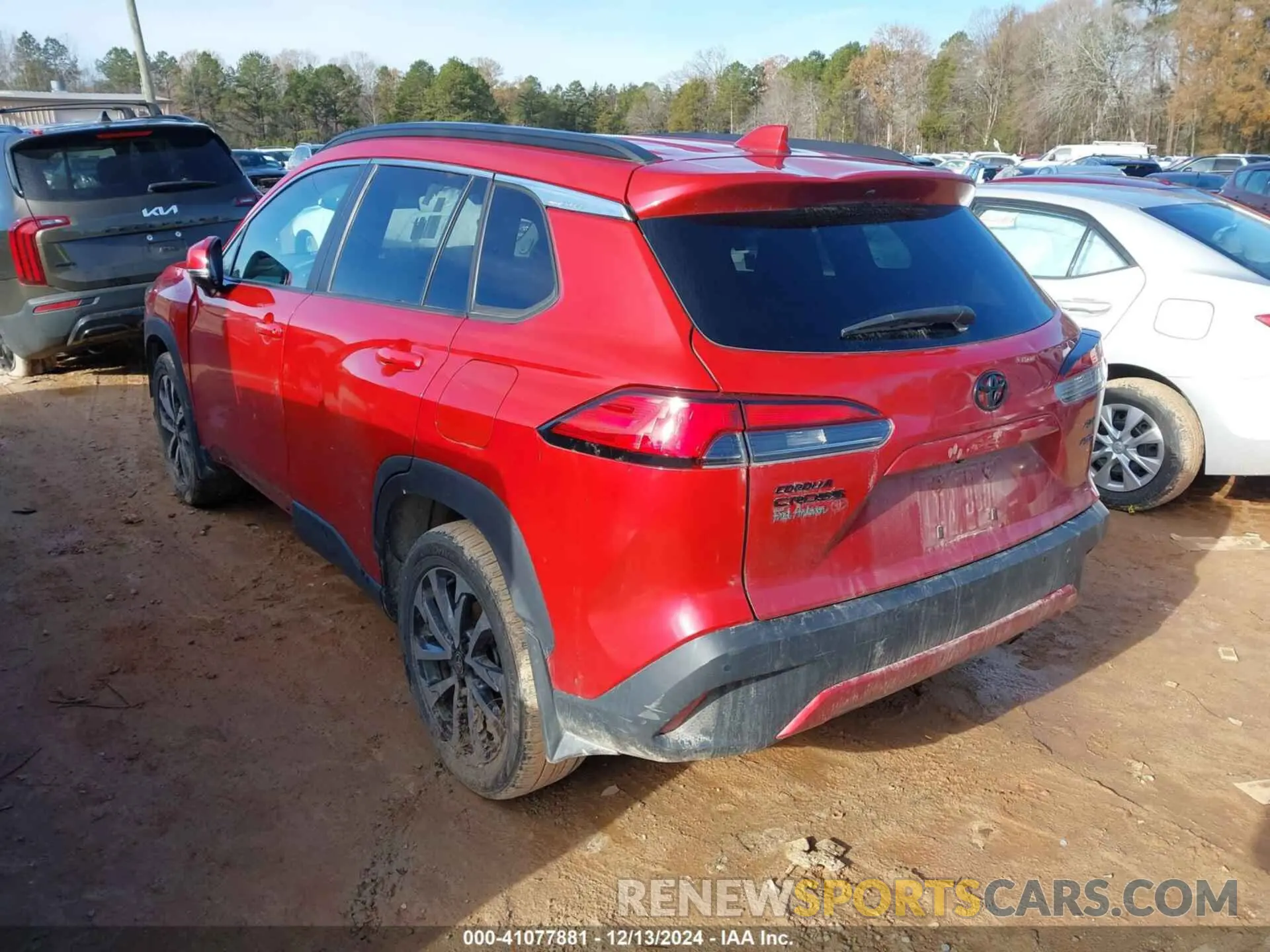 3 fotografías del automóvil dañado 7MUDAABG9NV012804 TOYOTA COROLLA CROSS 2022