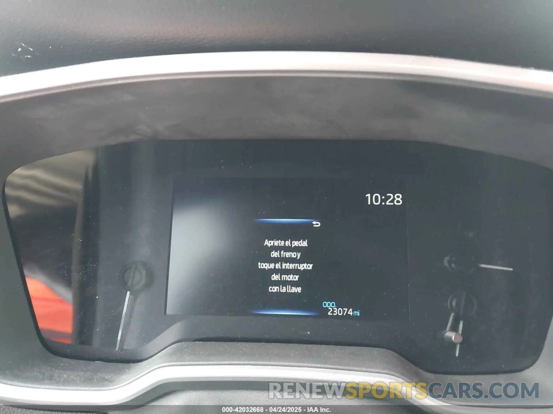 7 fotografías del automóvil dañado 7MUEAAAG9NV036235 TOYOTA COROLLA CROSS 2022