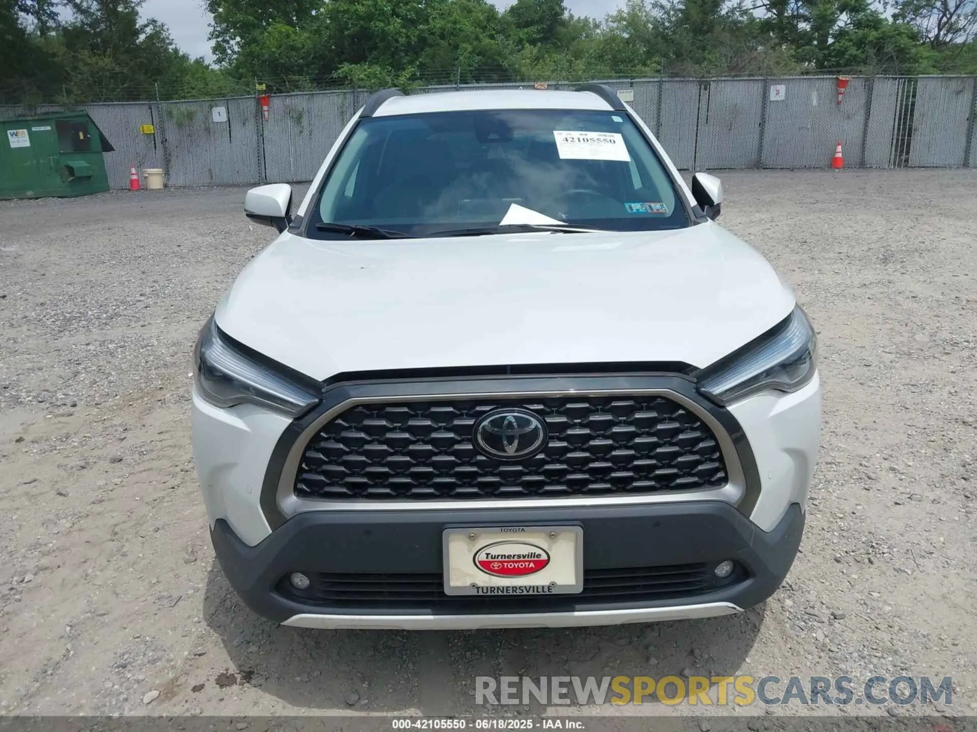 11 fotografías del automóvil dañado 7MUEAABG2NV022949 TOYOTA COROLLA CROSS 2022