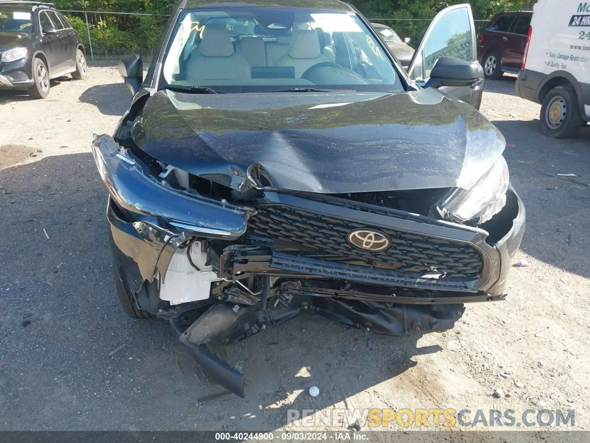 6 fotografías del automóvil dañado 7MUAAAAG2PV049488 TOYOTA COROLLA CROSS 2023