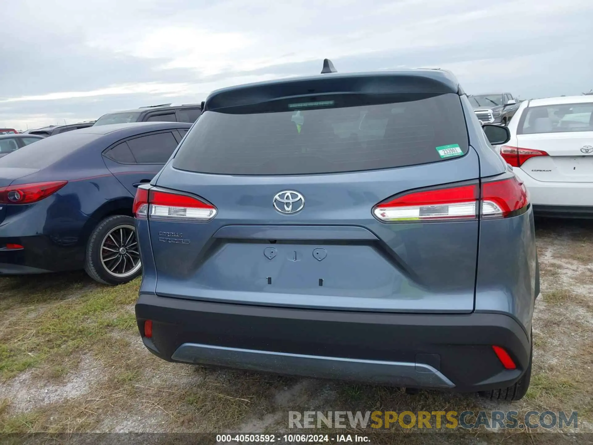 16 fotografías del automóvil dañado 7MUAAAAG2PV059860 TOYOTA COROLLA CROSS 2023