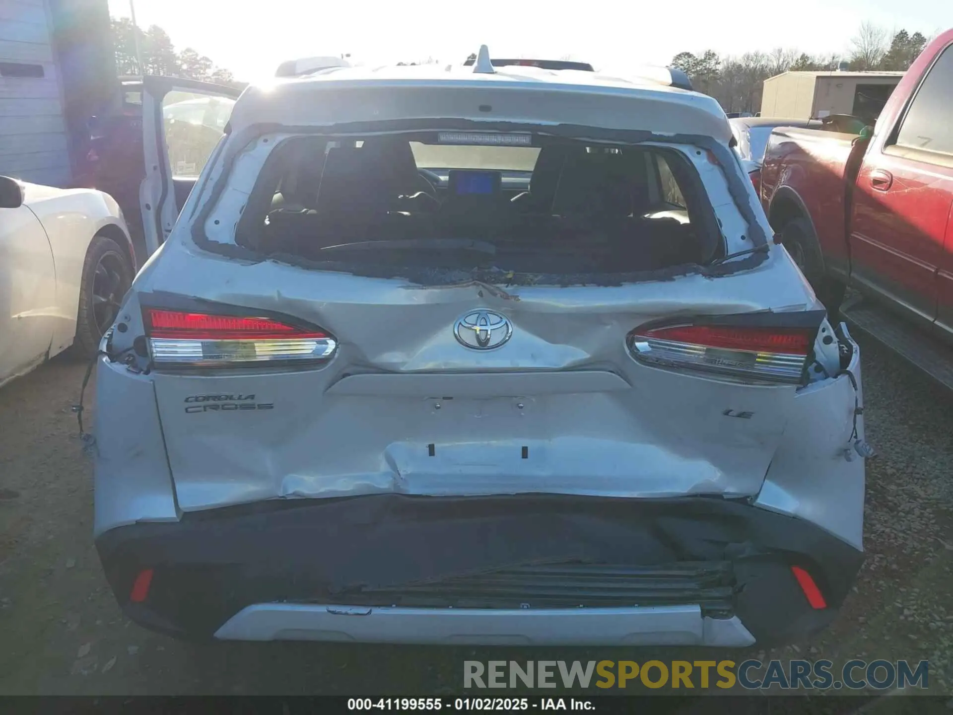 6 fotografías del automóvil dañado 7MUBAAAG7PV070082 TOYOTA COROLLA CROSS 2023