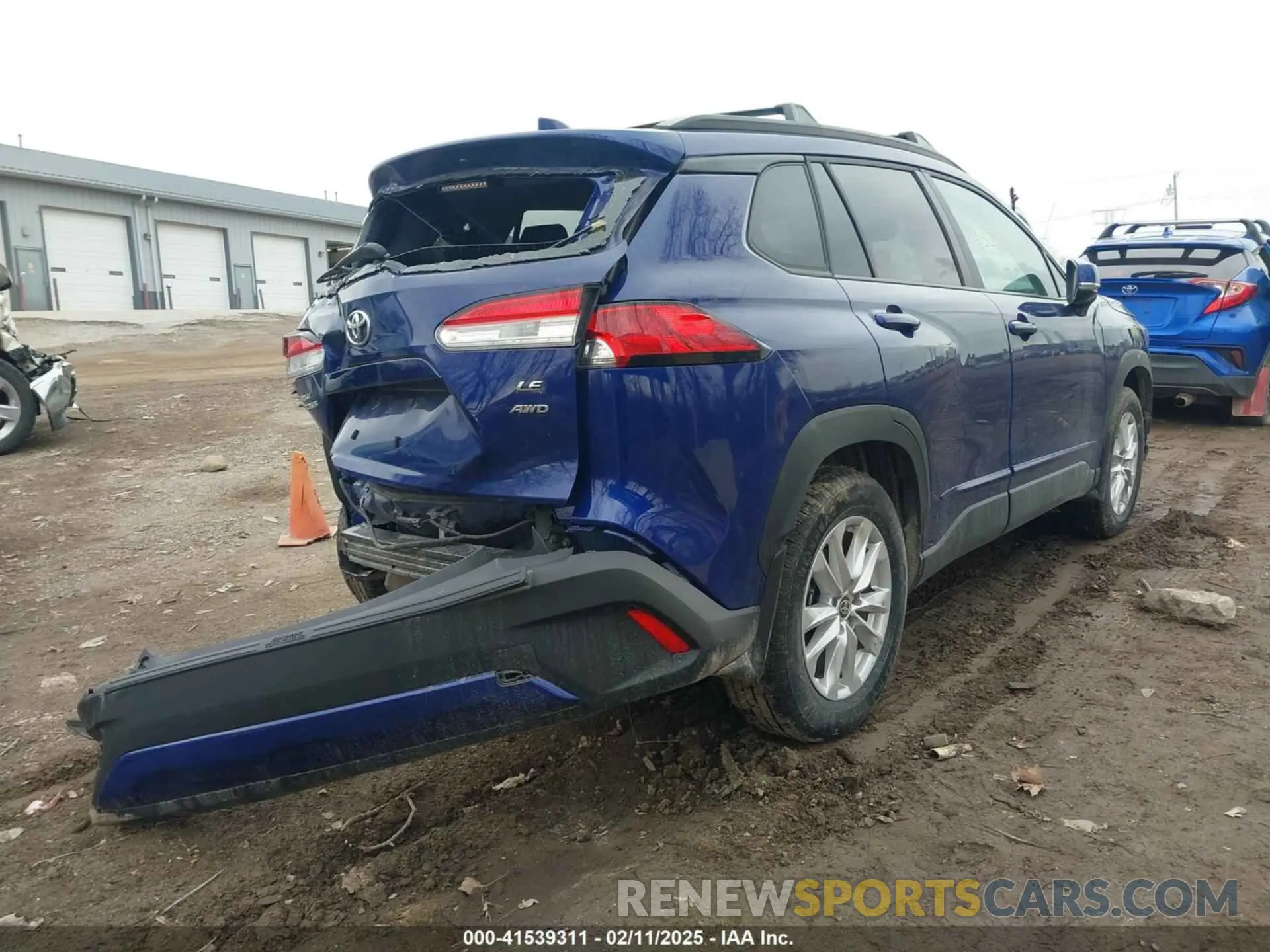 4 fotografías del automóvil dañado 7MUBAABG7PV064085 TOYOTA COROLLA CROSS 2023