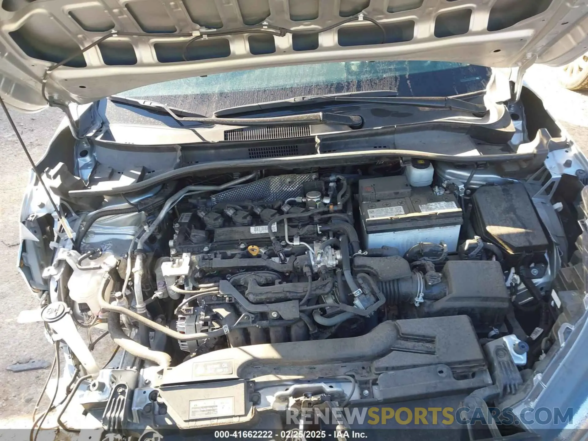 10 fotografías del automóvil dañado 7MUCAAAG5PV051857 TOYOTA COROLLA CROSS 2023