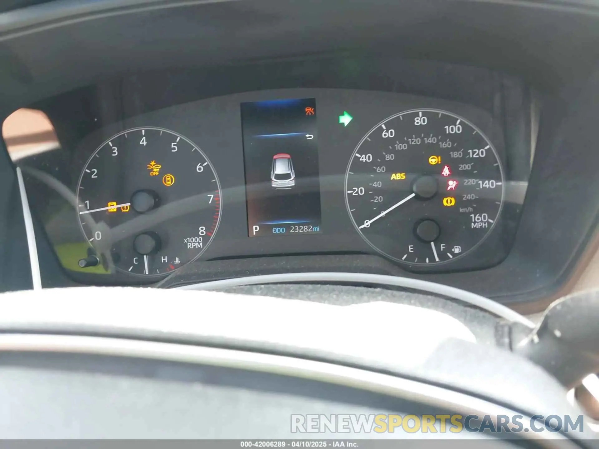 7 fotografías del automóvil dañado 7MUCAAAGXPV045651 TOYOTA COROLLA CROSS 2023