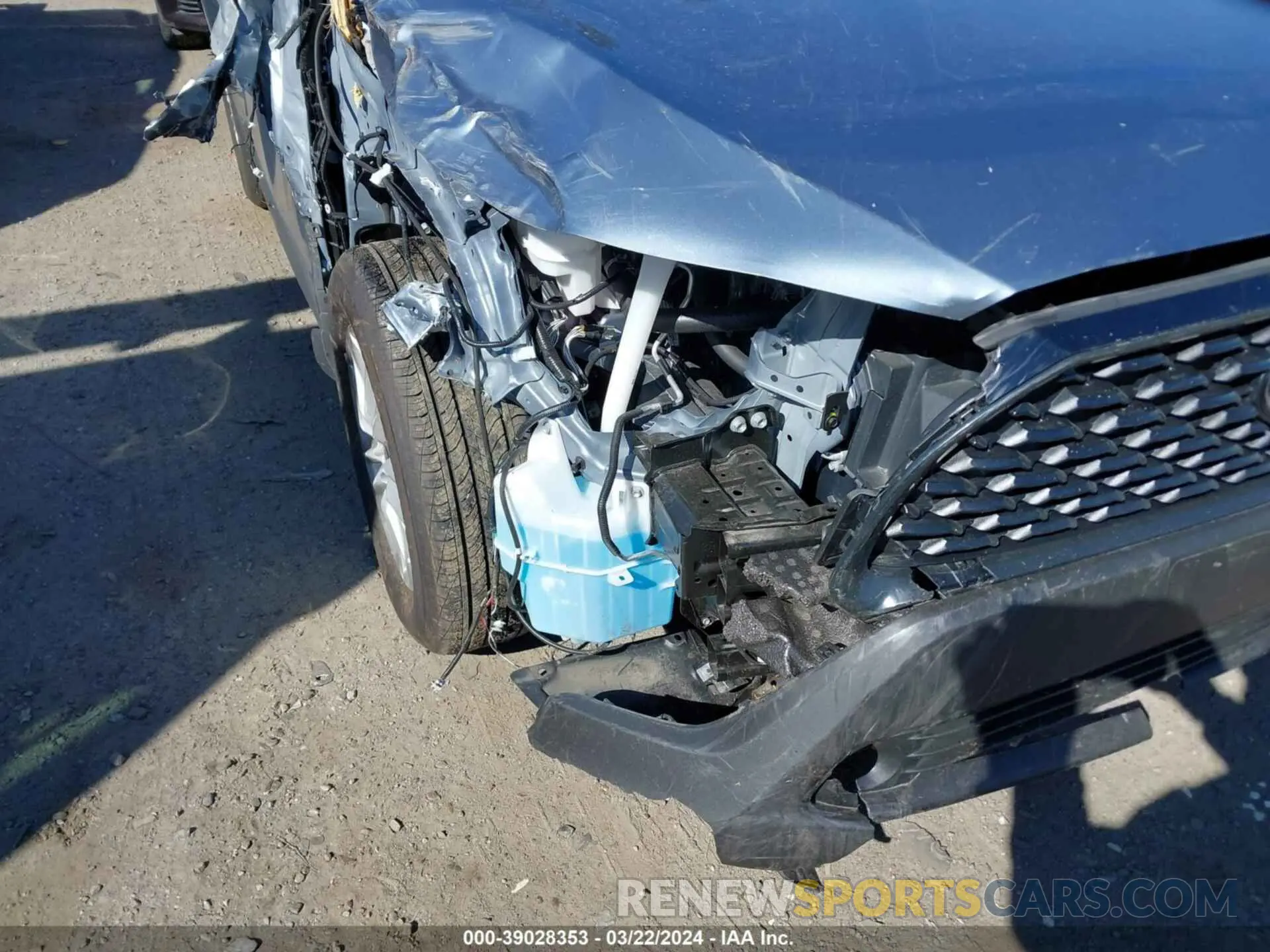 6 fotografías del automóvil dañado 7MUCAABG6PV065071 TOYOTA COROLLA CROSS 2023