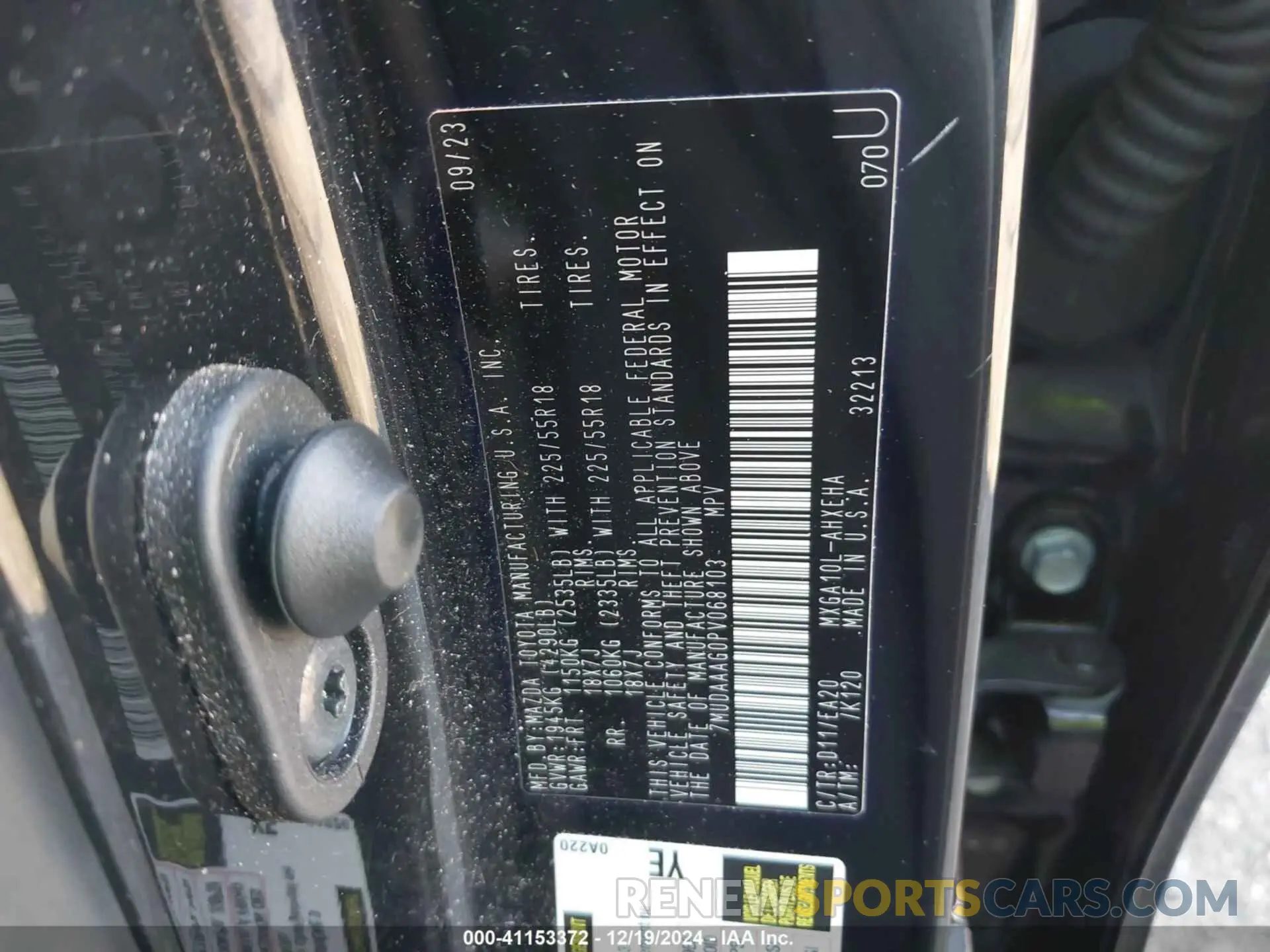 9 fotografías del automóvil dañado 7MUDAAAG0PV068103 TOYOTA COROLLA CROSS 2023