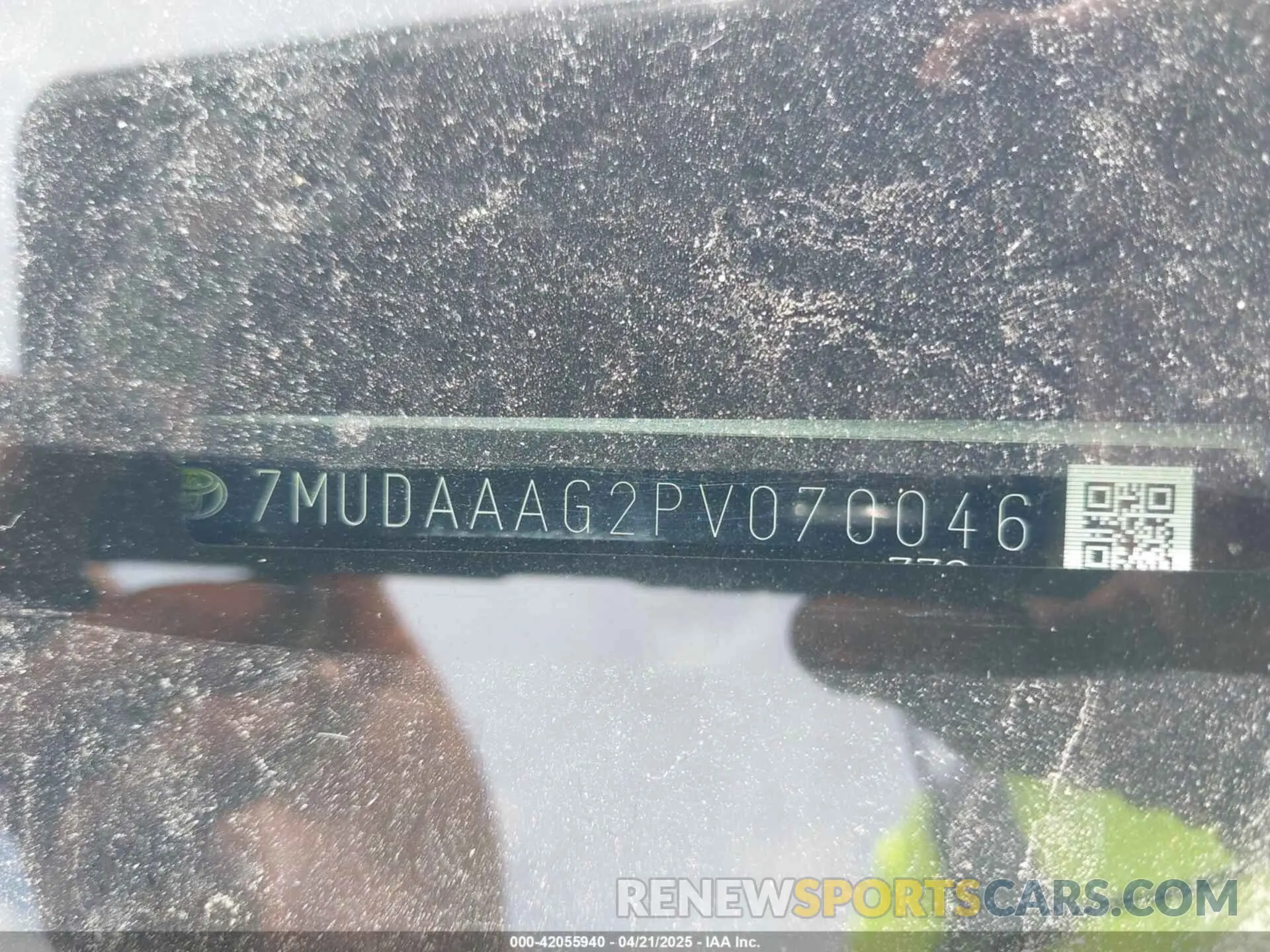 9 fotografías del automóvil dañado 7MUDAAAG2PV070046 TOYOTA COROLLA CROSS 2023