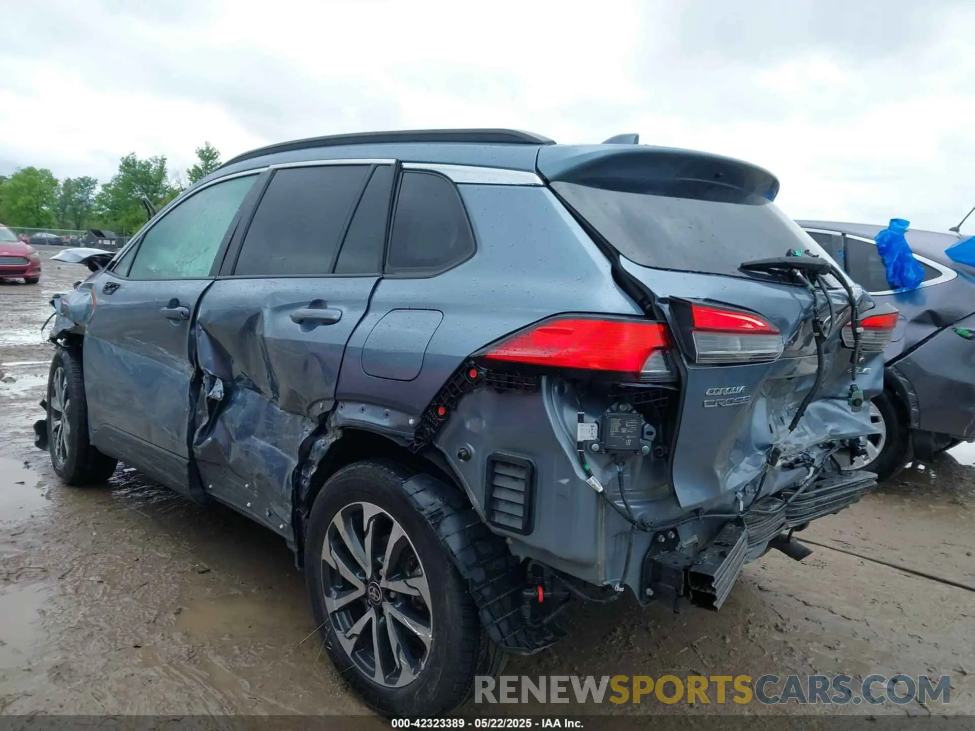 3 fotografías del automóvil dañado 7MUDAAAG4PV062515 TOYOTA COROLLA CROSS 2023