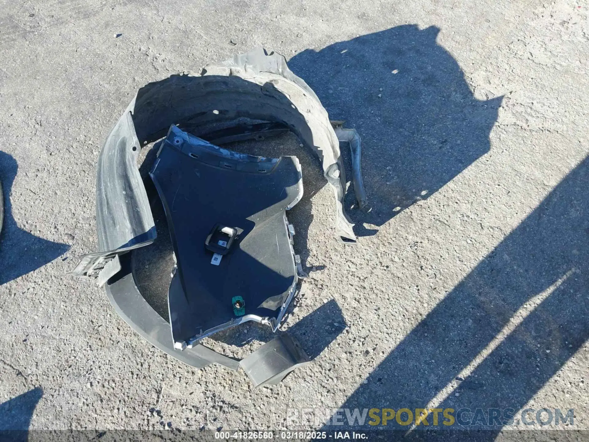 12 fotografías del automóvil dañado 7MUDAAAG5PV038272 TOYOTA COROLLA CROSS 2023