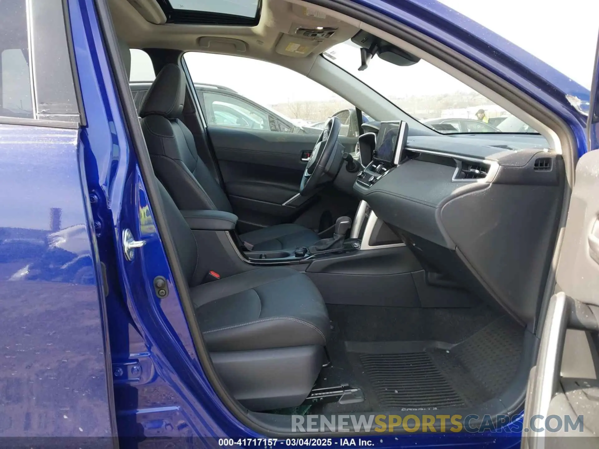 5 fotografías del automóvil dañado 7MUDAABG7PV060918 TOYOTA COROLLA CROSS 2023