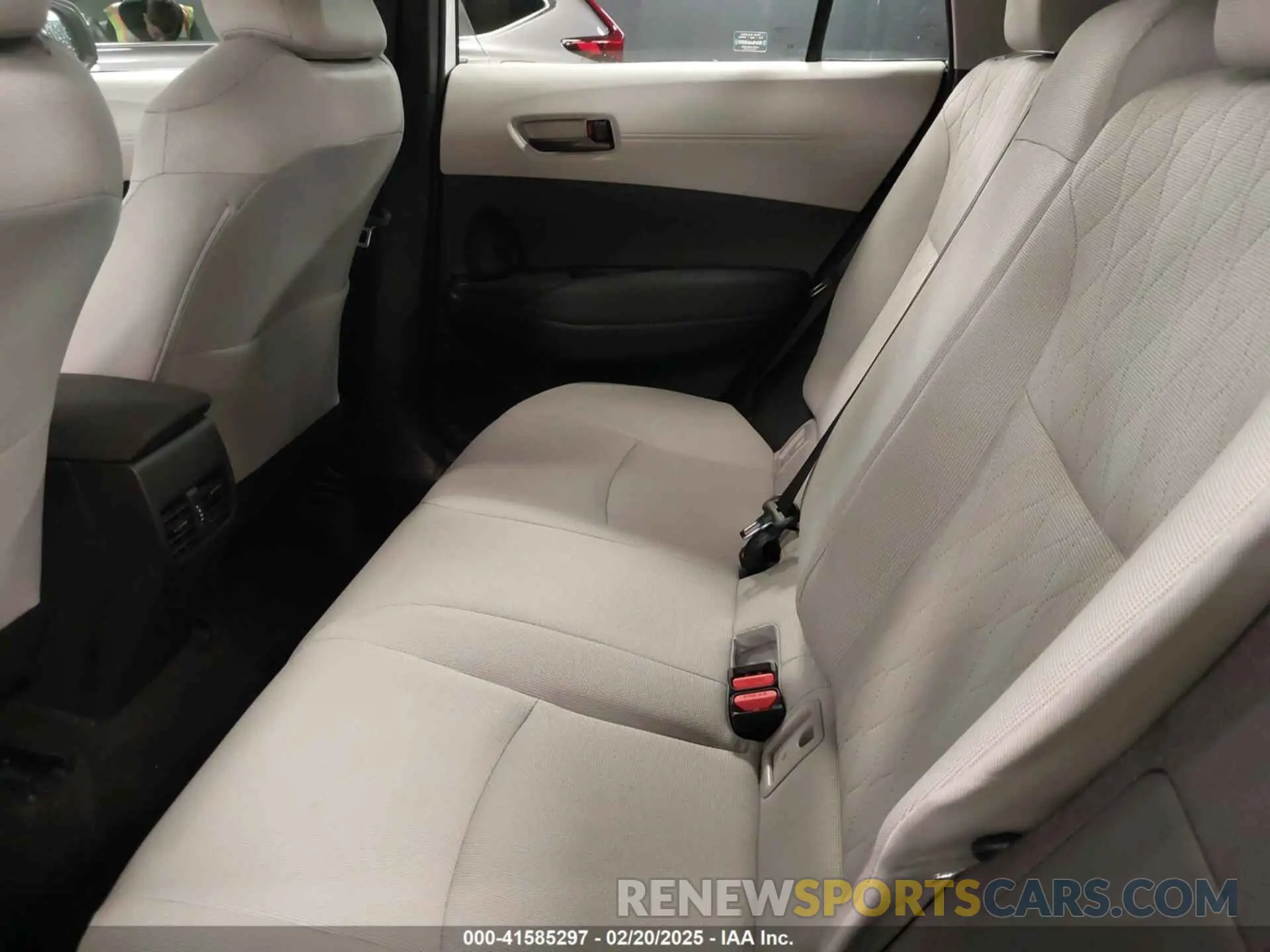 8 fotografías del automóvil dañado 7MUAAAAG0RV099499 TOYOTA COROLLA CROSS 2024