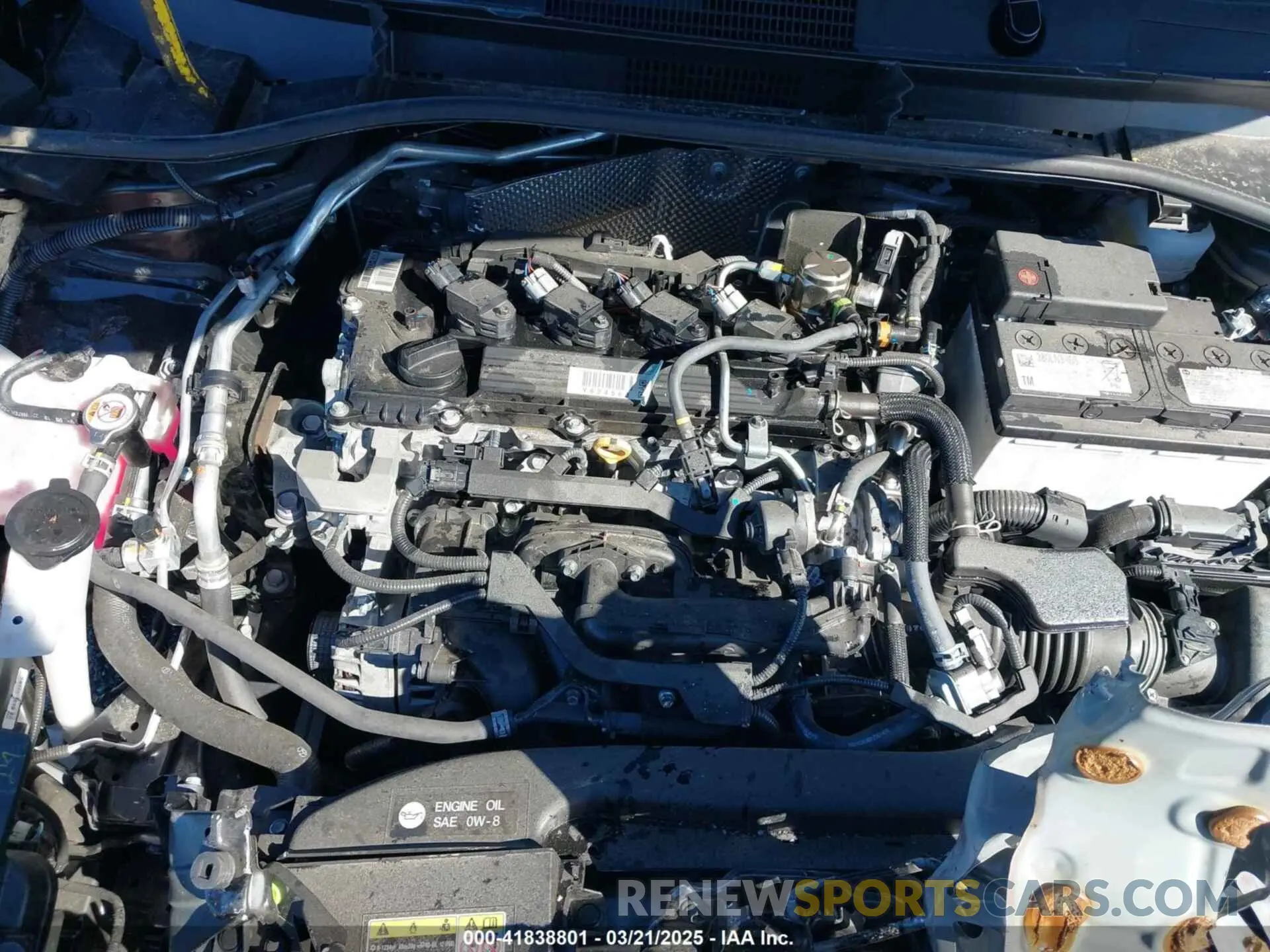 10 fotografías del automóvil dañado 7MUAAAAG1RV101003 TOYOTA COROLLA CROSS 2024
