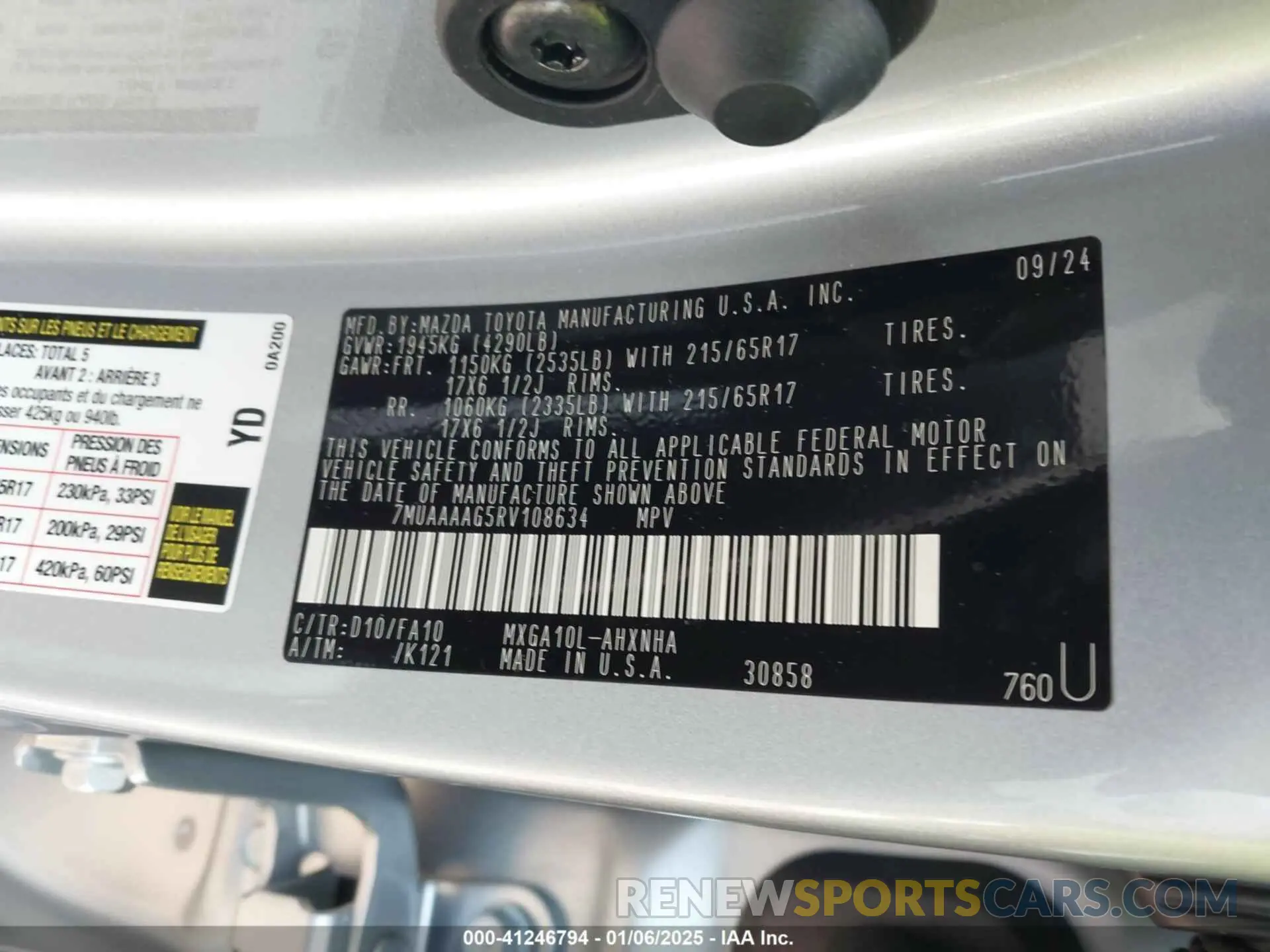 9 fotografías del automóvil dañado 7MUAAAAG5RV108634 TOYOTA COROLLA CROSS 2024