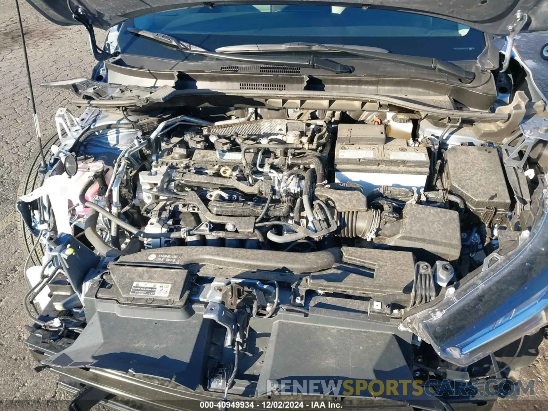 10 fotografías del automóvil dañado 7MUAAAAG6RV083422 TOYOTA COROLLA CROSS 2024