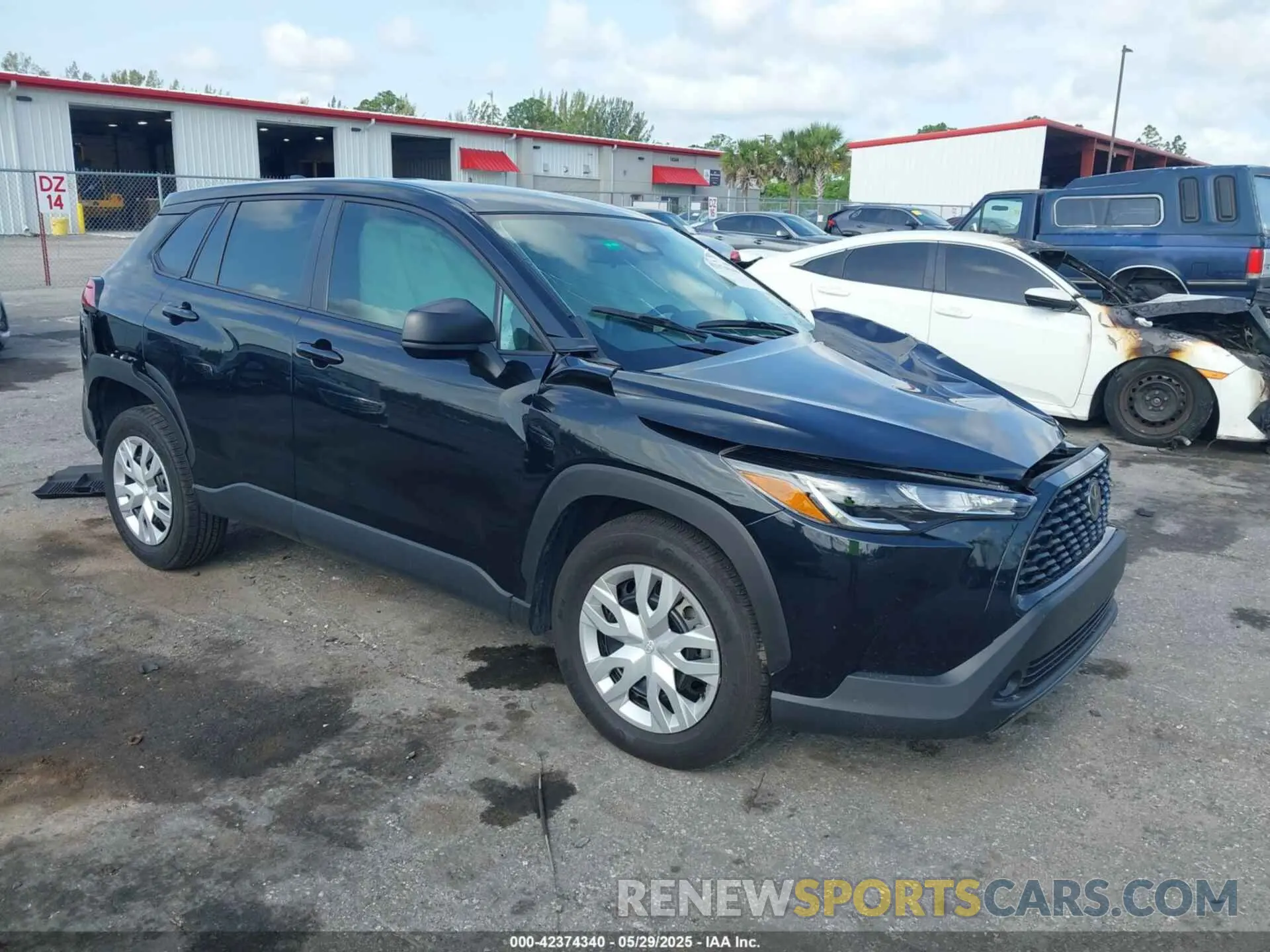 1 fotografías del automóvil dañado 7MUAAAAG7RV101166 TOYOTA COROLLA CROSS 2024