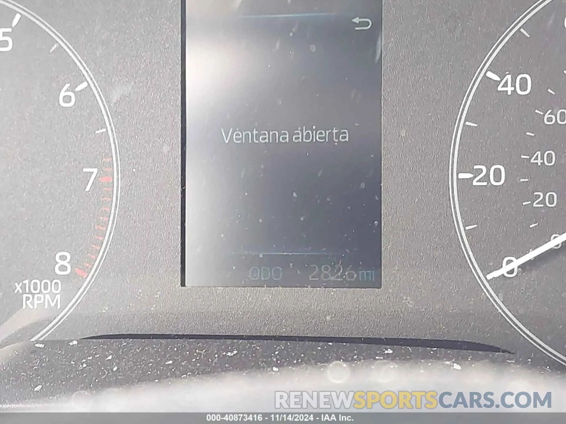 15 fotografías del automóvil dañado 7MUAAAAG9RV096682 TOYOTA COROLLA CROSS 2024